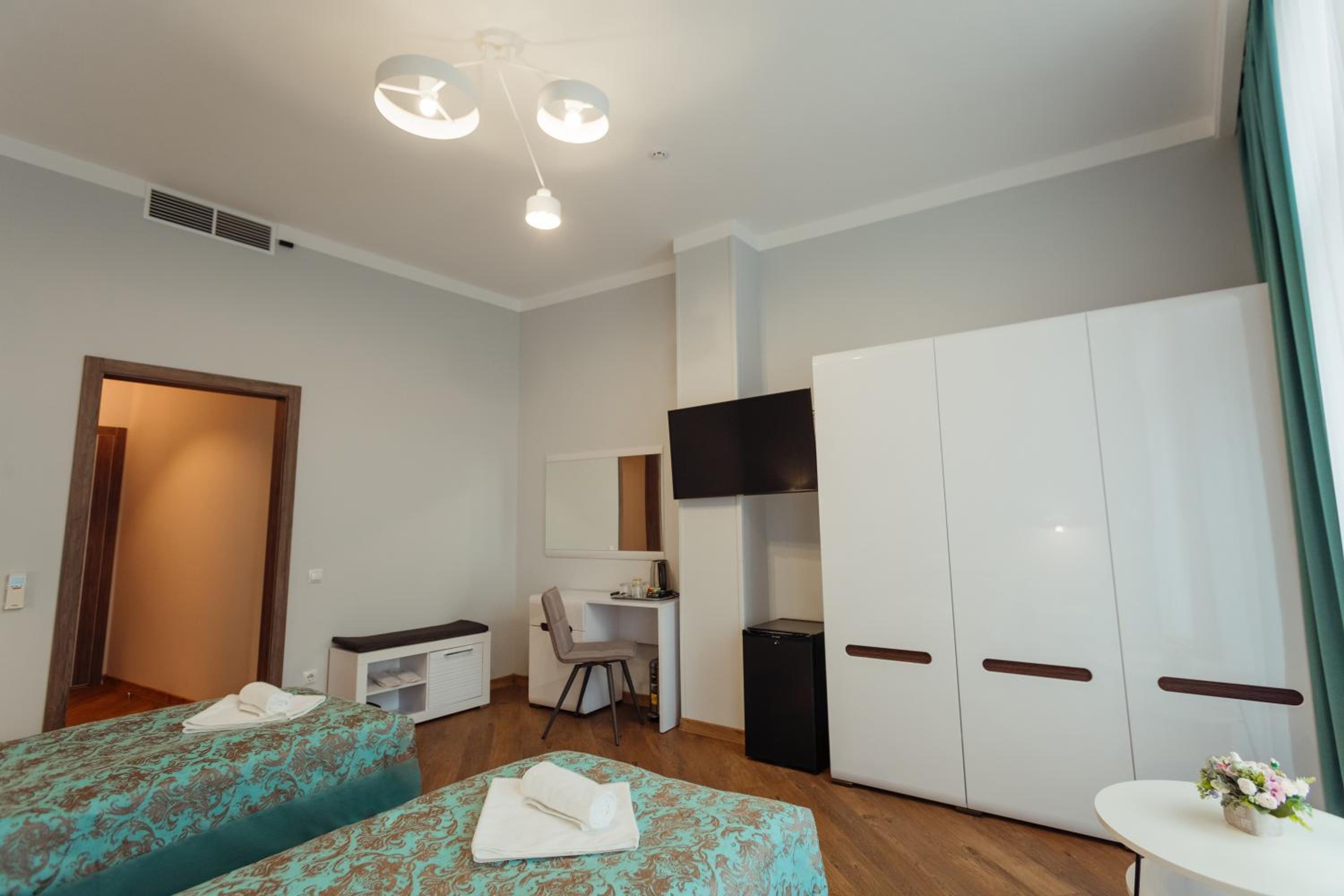 Superior Twin Room photo 2