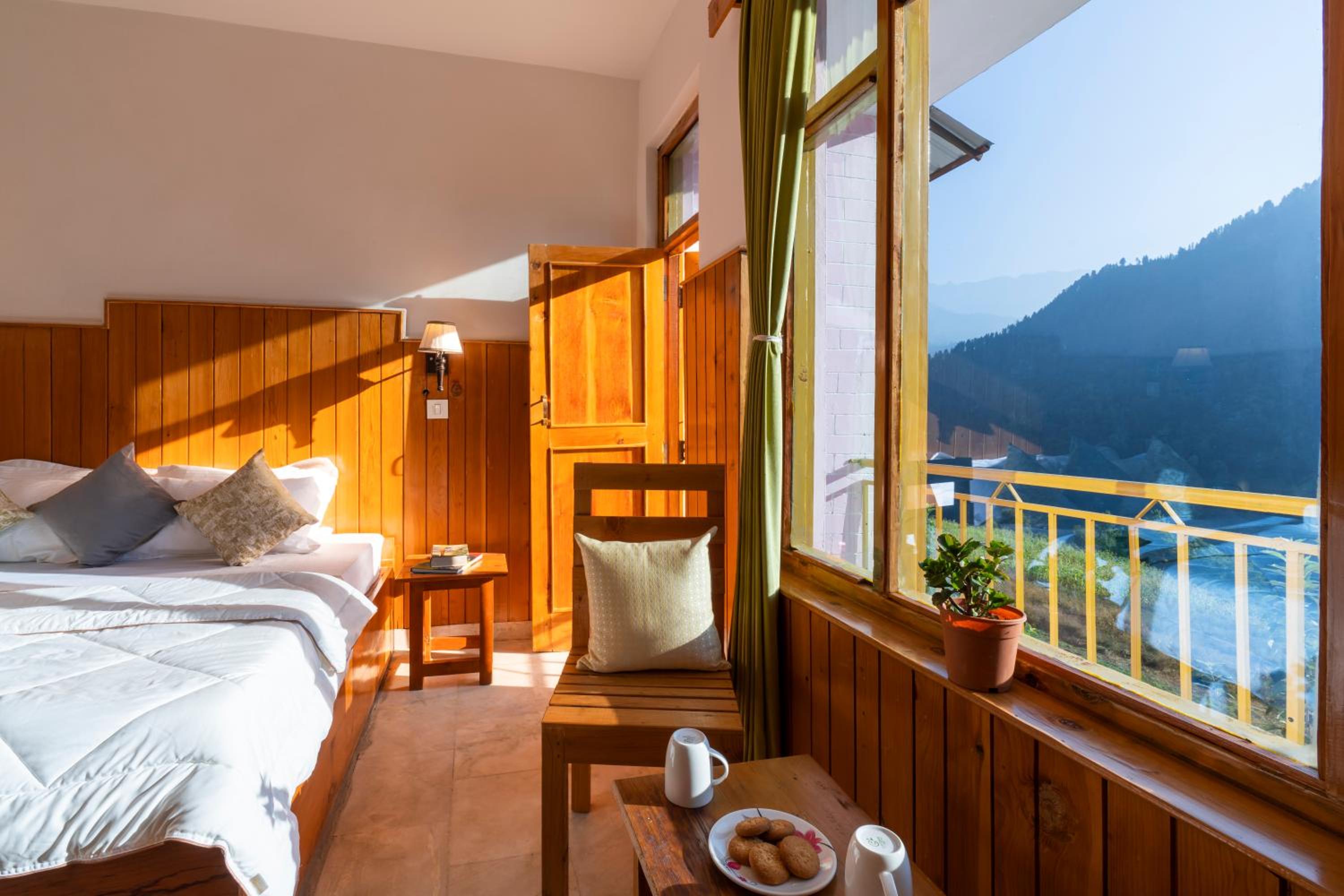 Standard Double Room - Photo 6