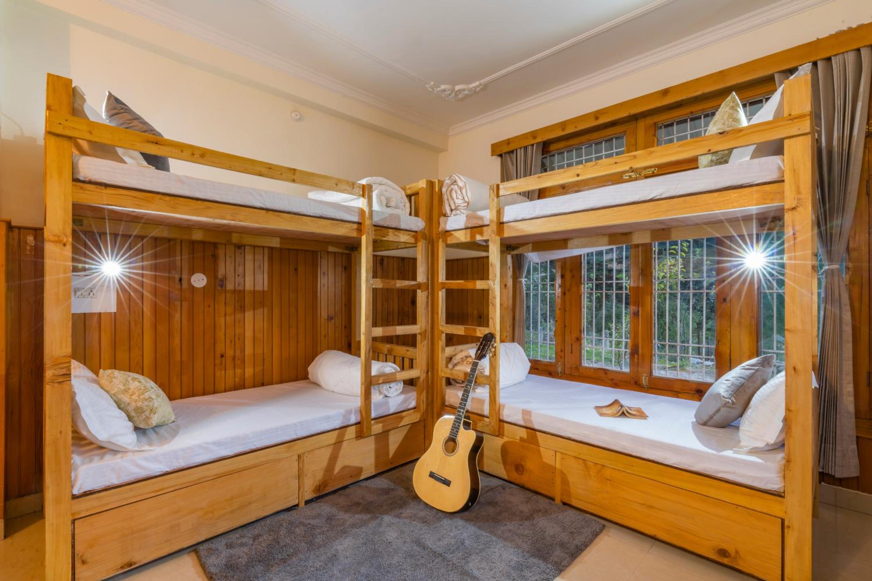 Bed in 4-Bed Mixed Dormitory Room photo 3