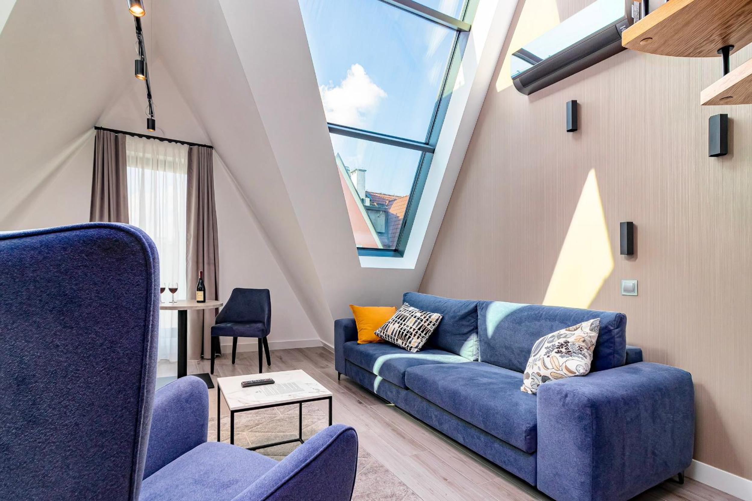 Penthouse Apartment - Photo 25