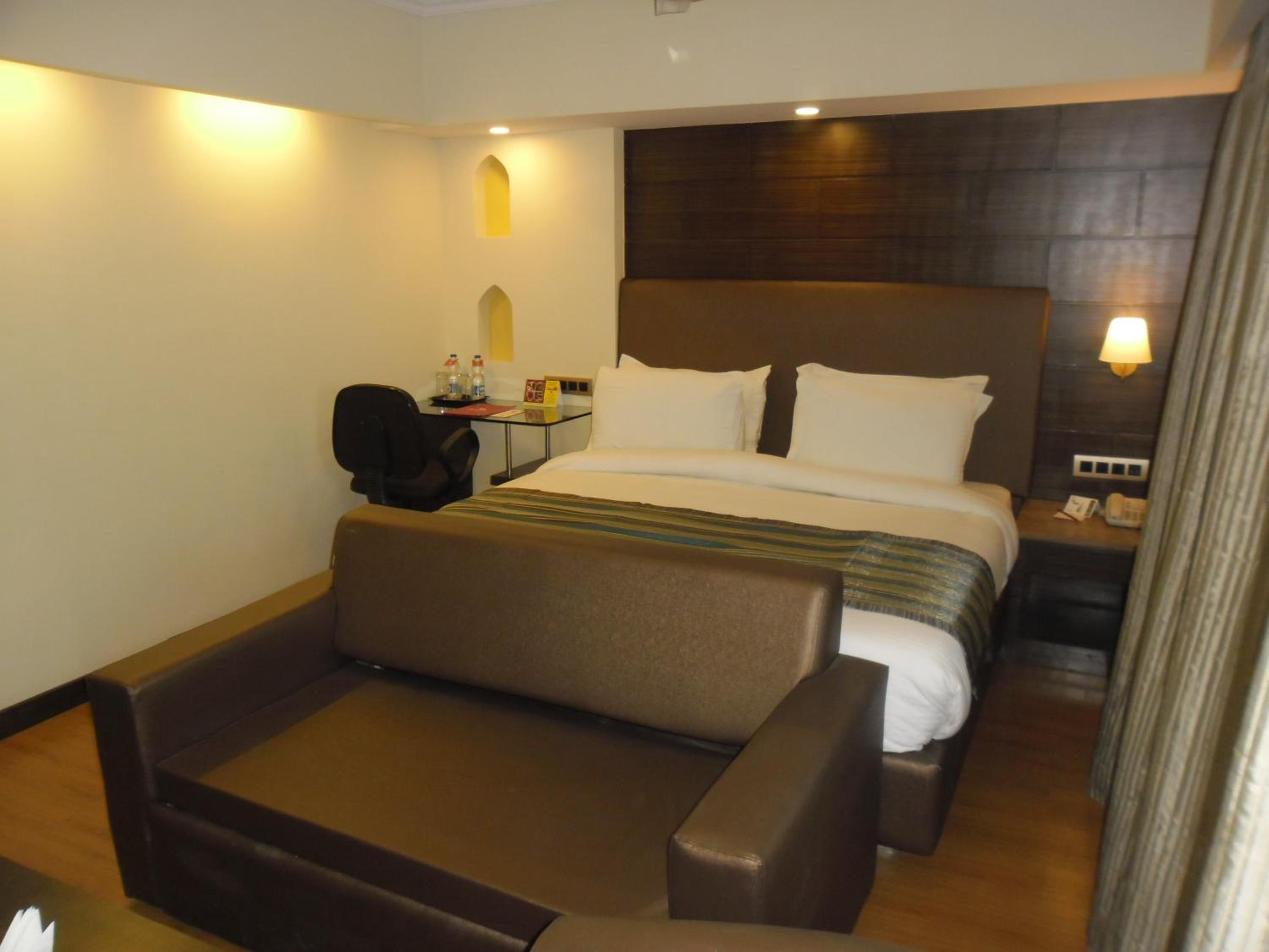 Premium Room - Photo 9