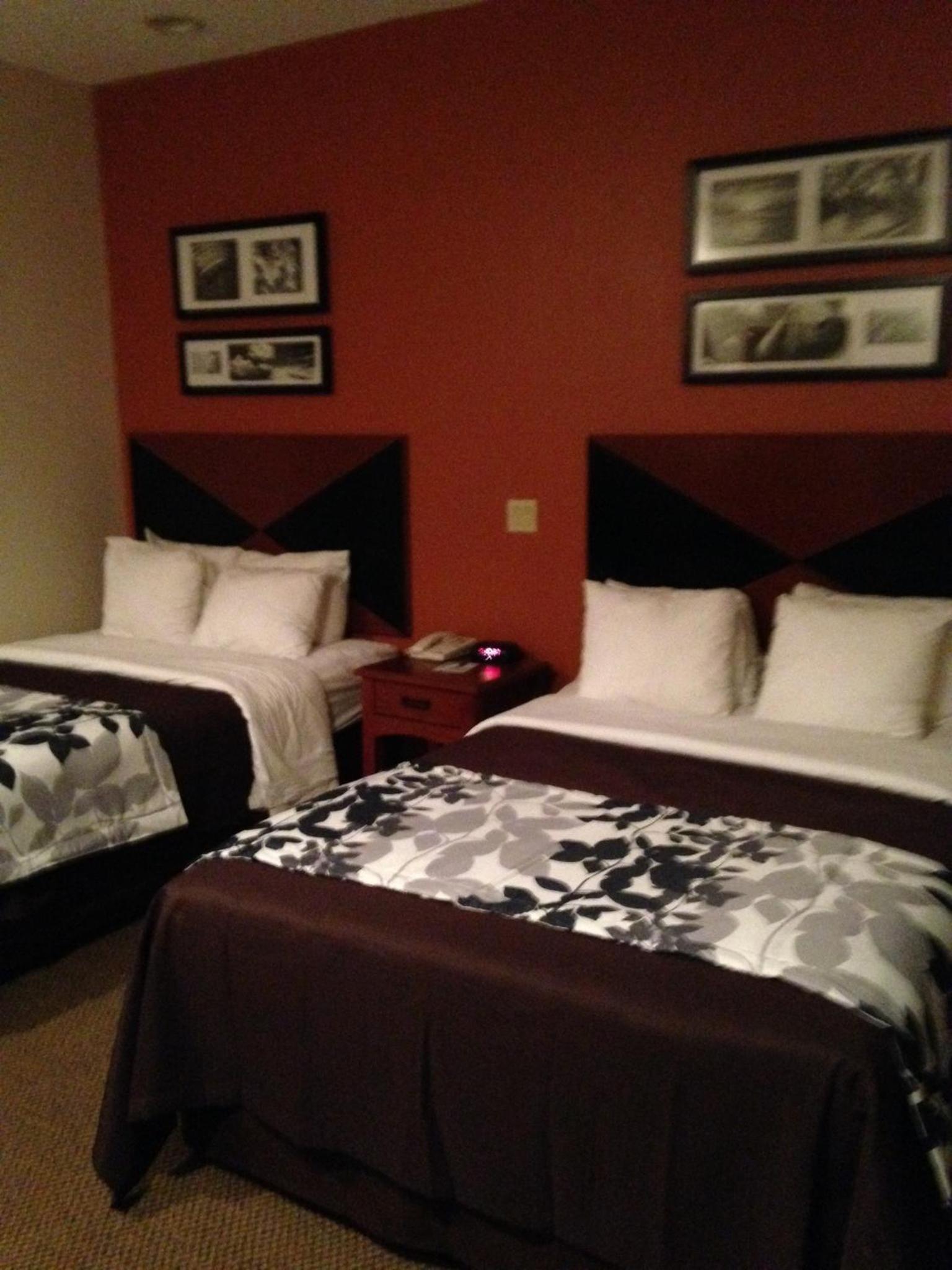Double Room with Two Double Beds - Non-Smoking - Photo 1