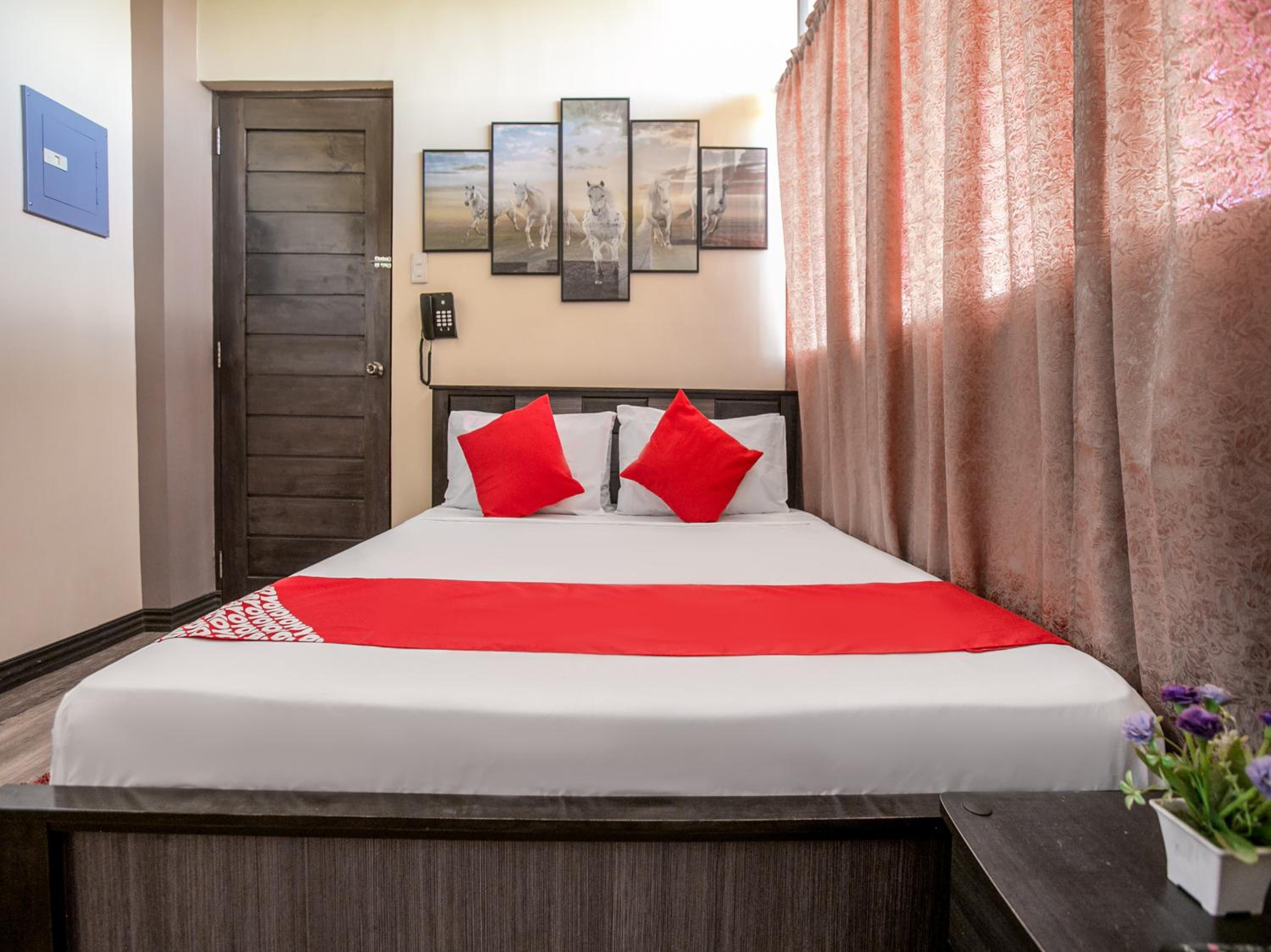 Standard Double Room - Photo 1