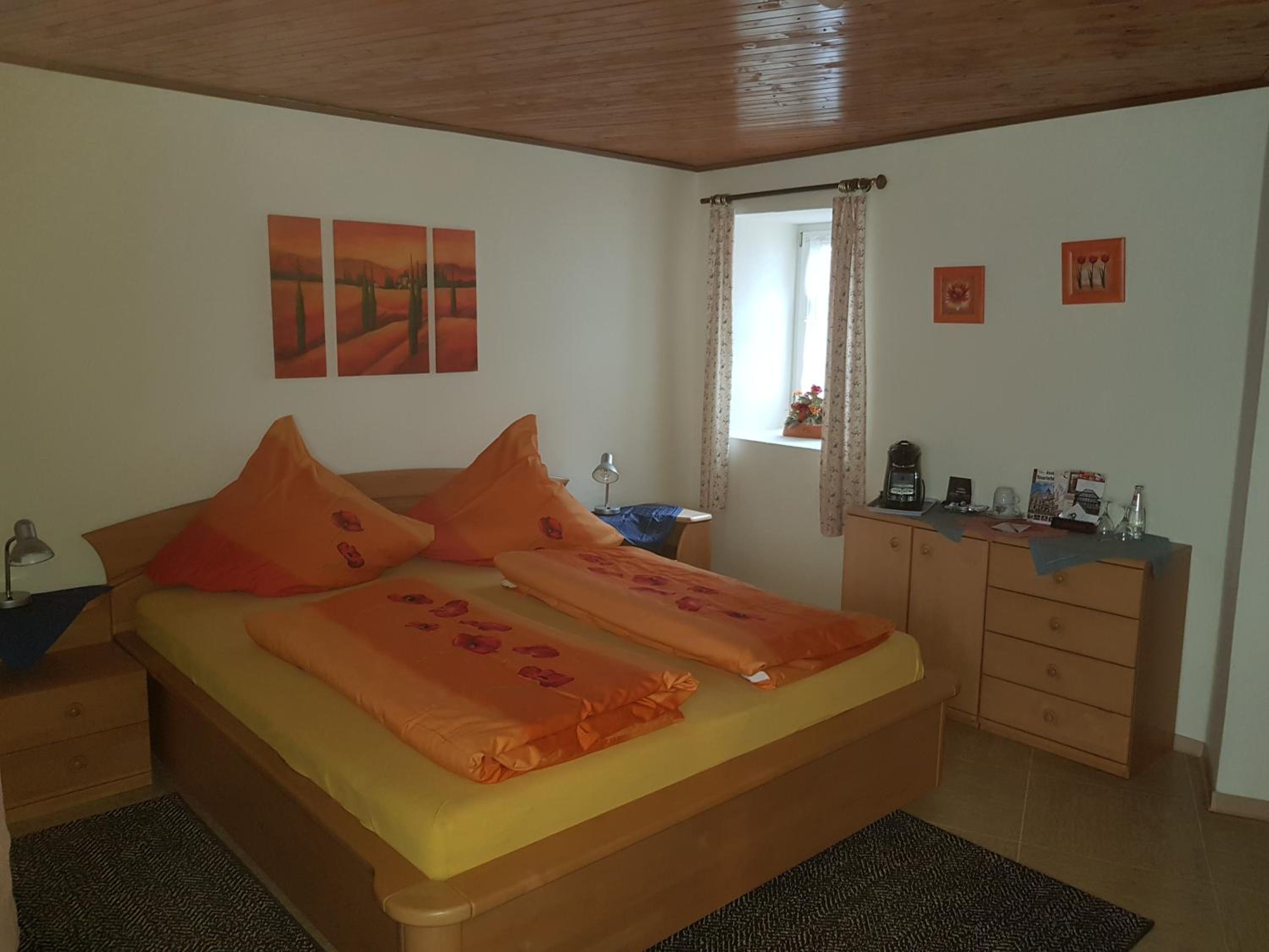Double Room with Shared Bathroom photo 1