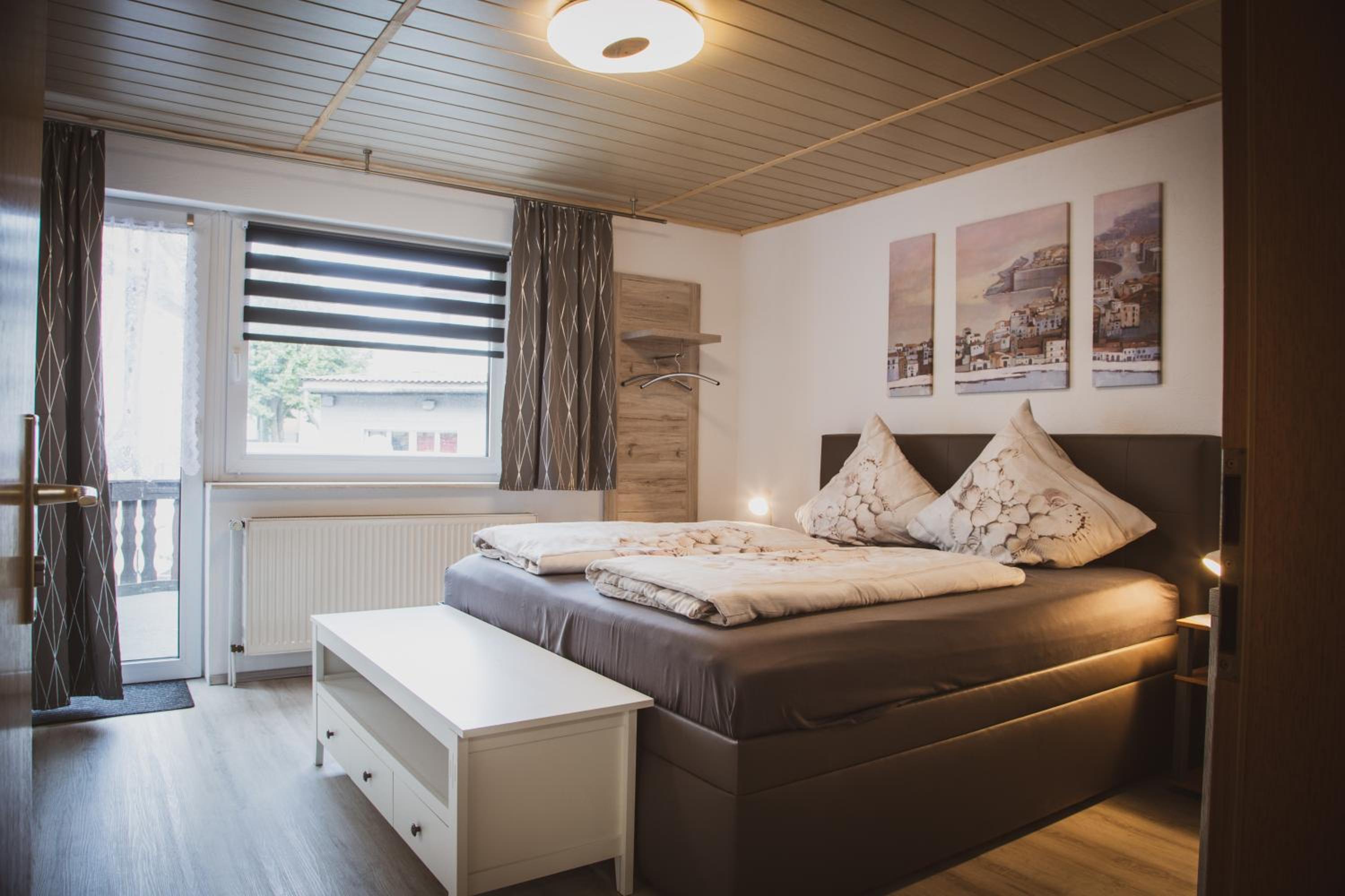 Double Room with Private Bathroom photo 2