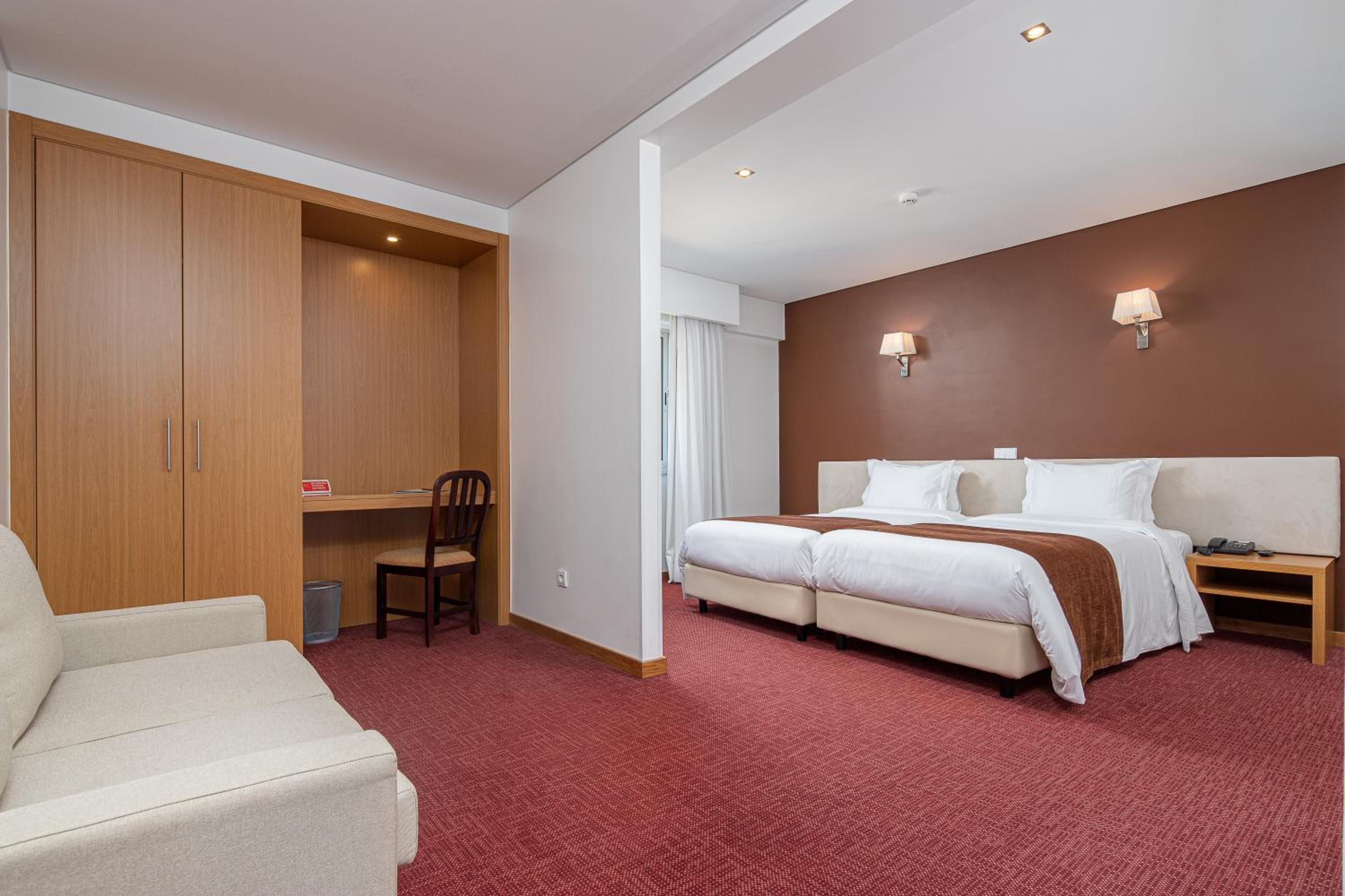 Double Or Twin Room photo 3