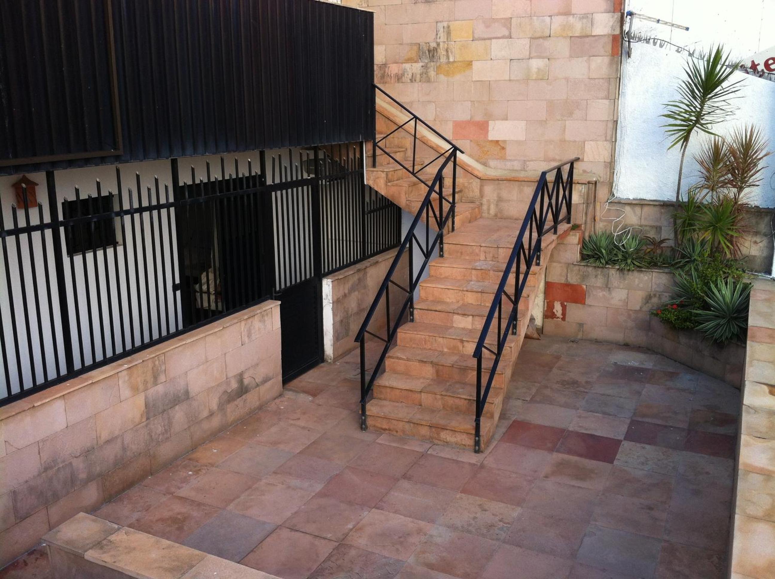 One-Bedroom Apartment - 101B ( No pool access)  photo 2