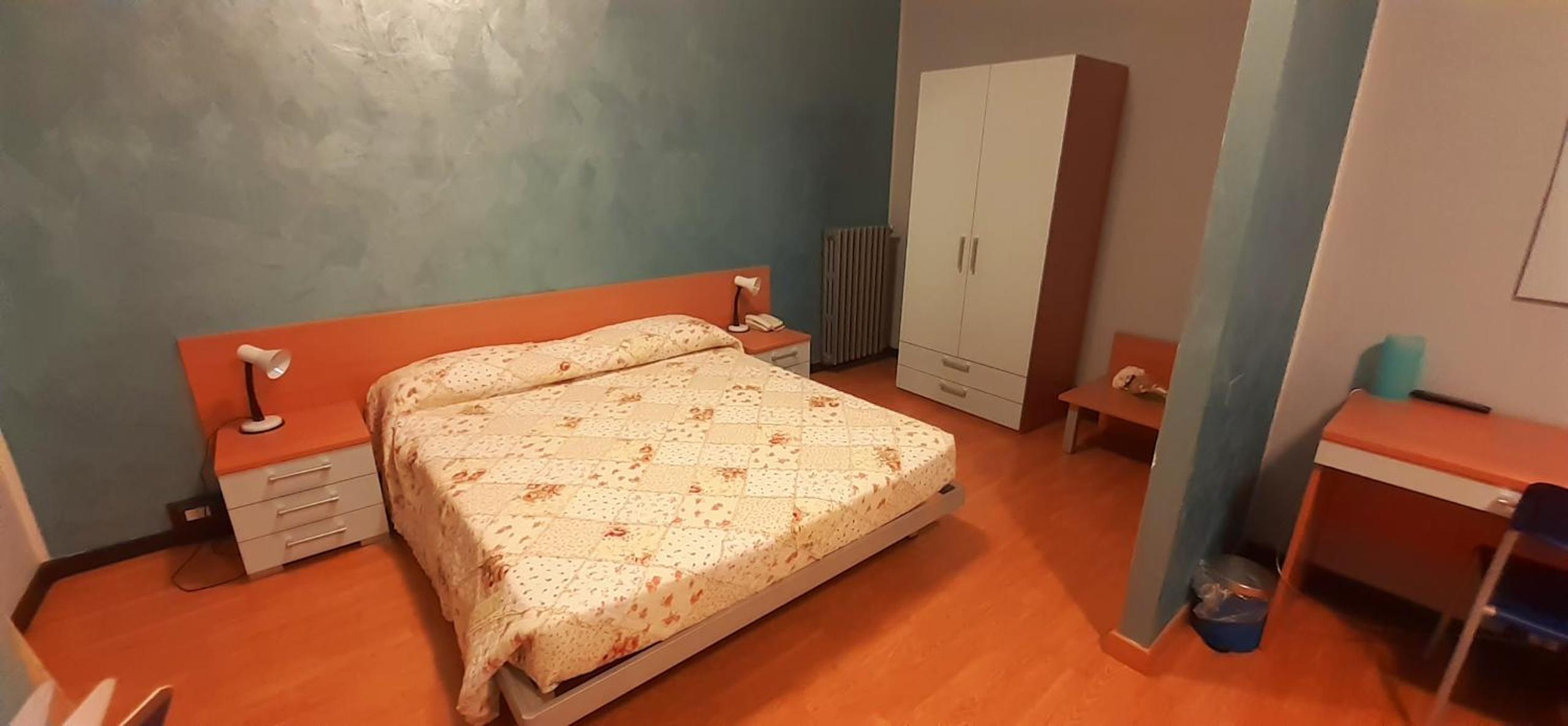 Standard Double Room photo 2