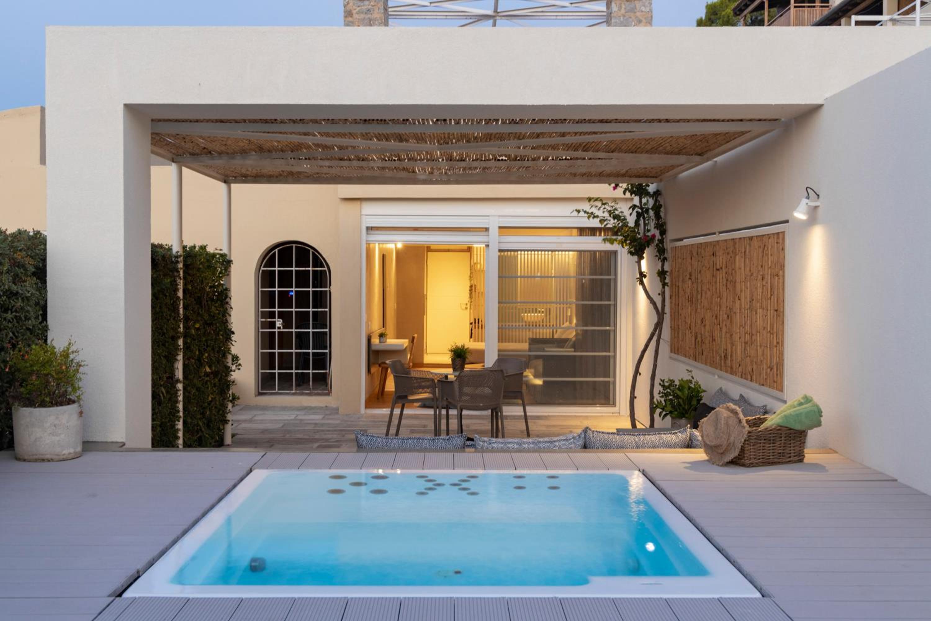Double Room with Hot Tub, photo 7