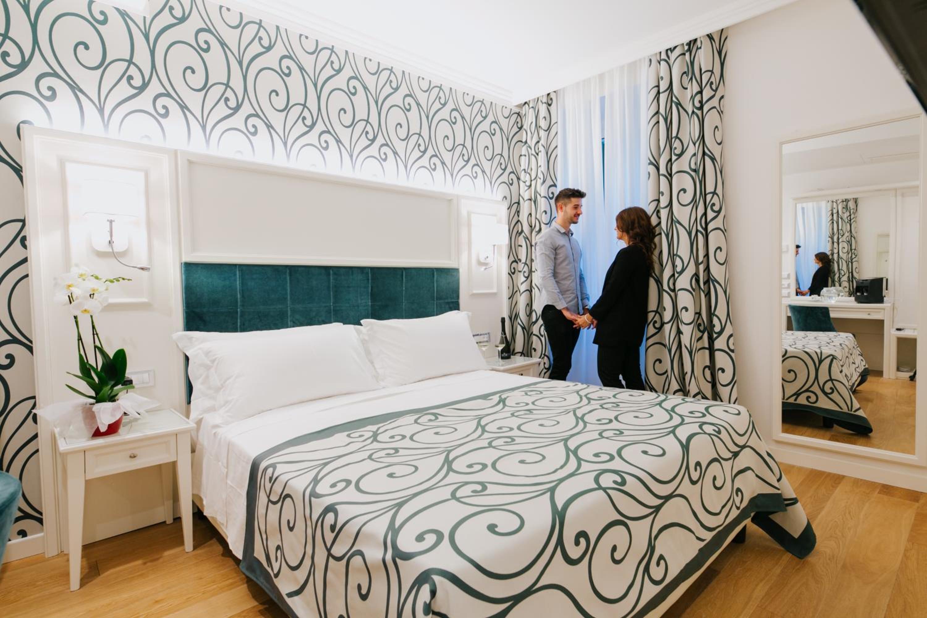 Superior Double Room - Photo 12