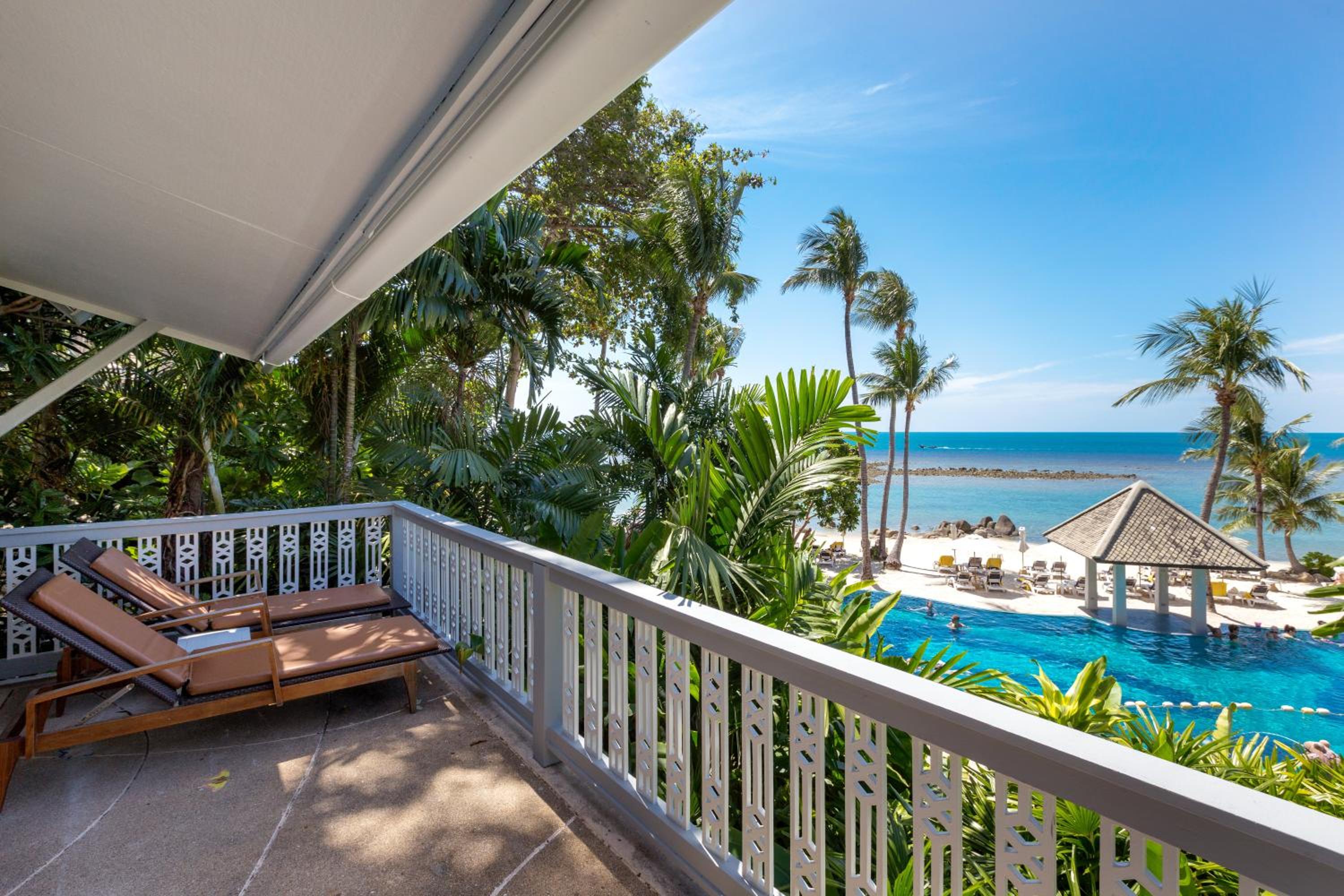 Premium Deluxe Private Pool King photo 2