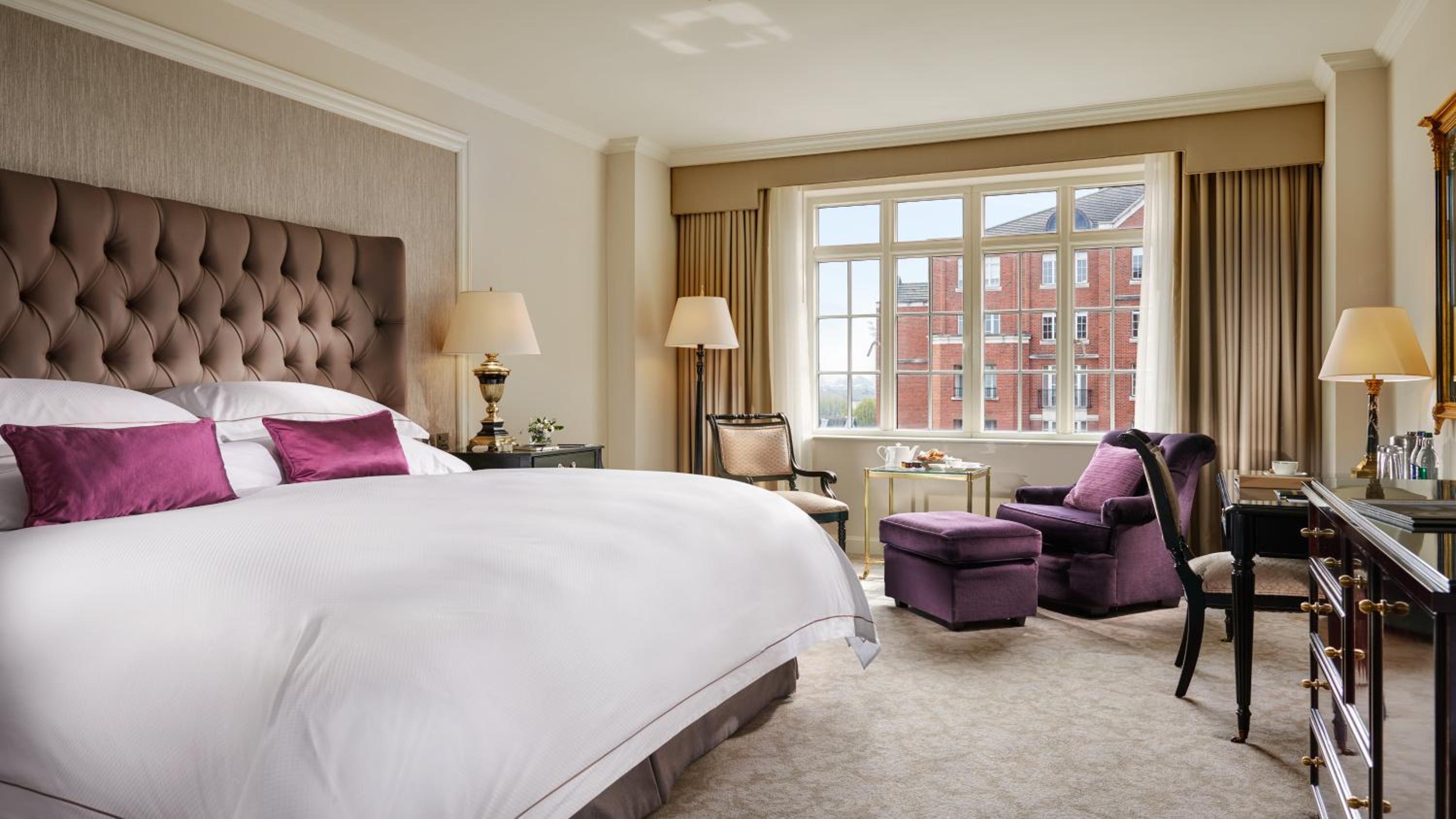 Classic King Room with Courtyard View photo 1