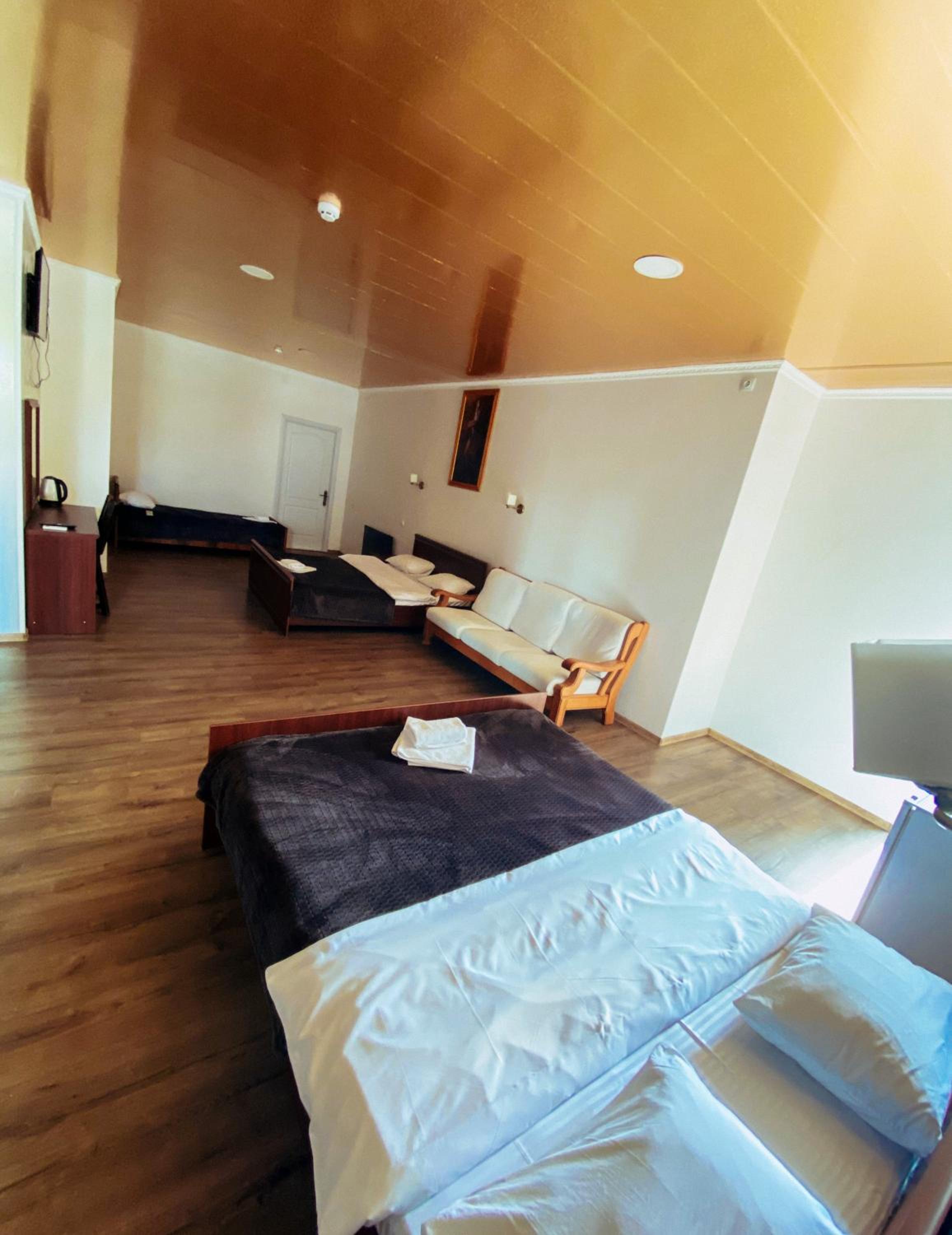 Standard Family Room