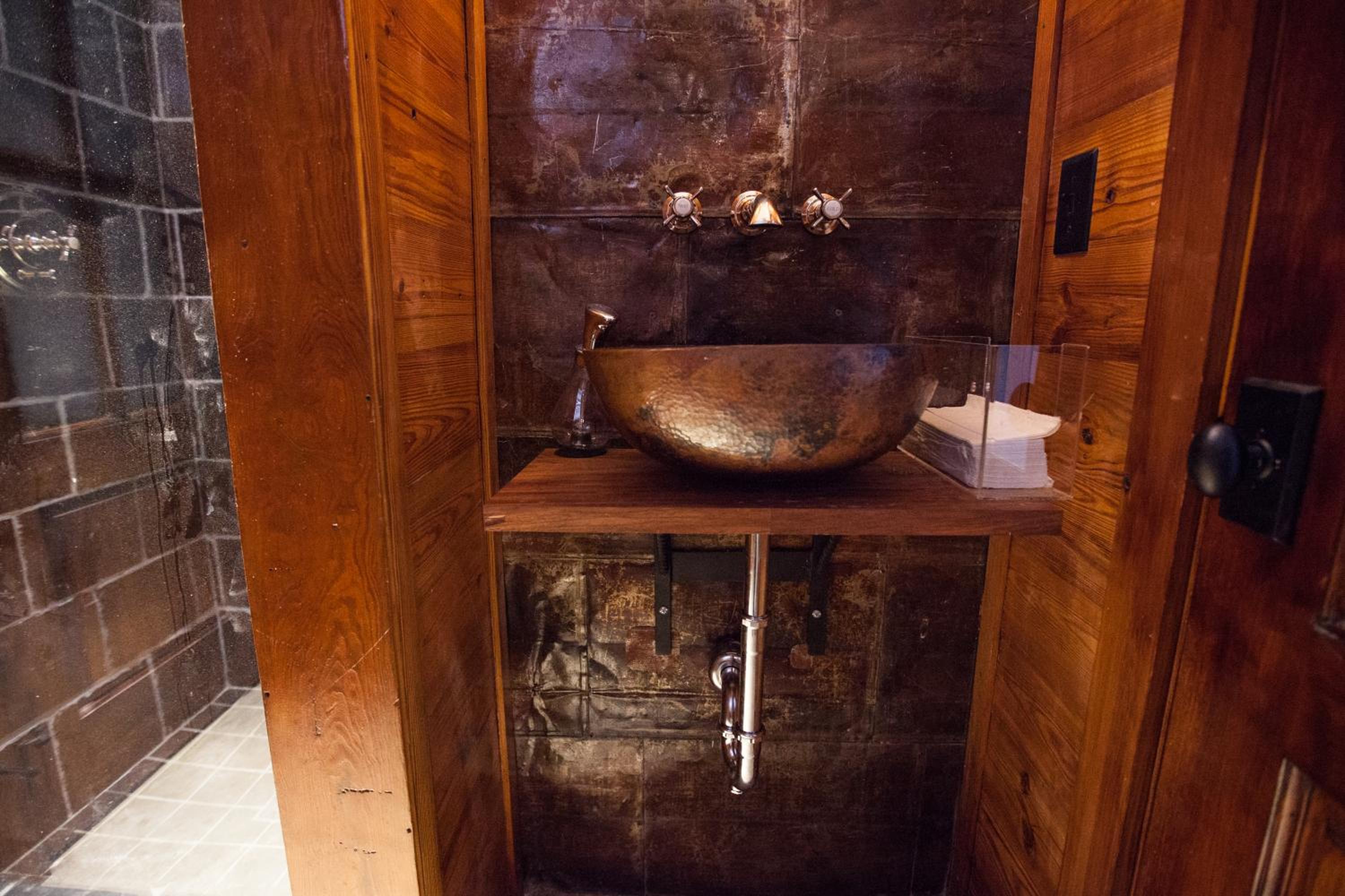 Superior Studio - Photo 18
