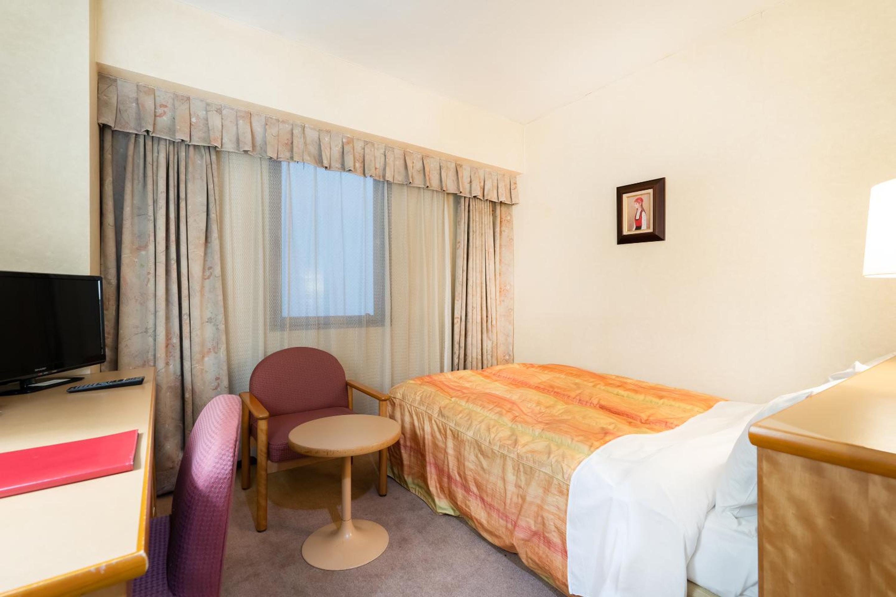 Double Room - Smoking photo 1
