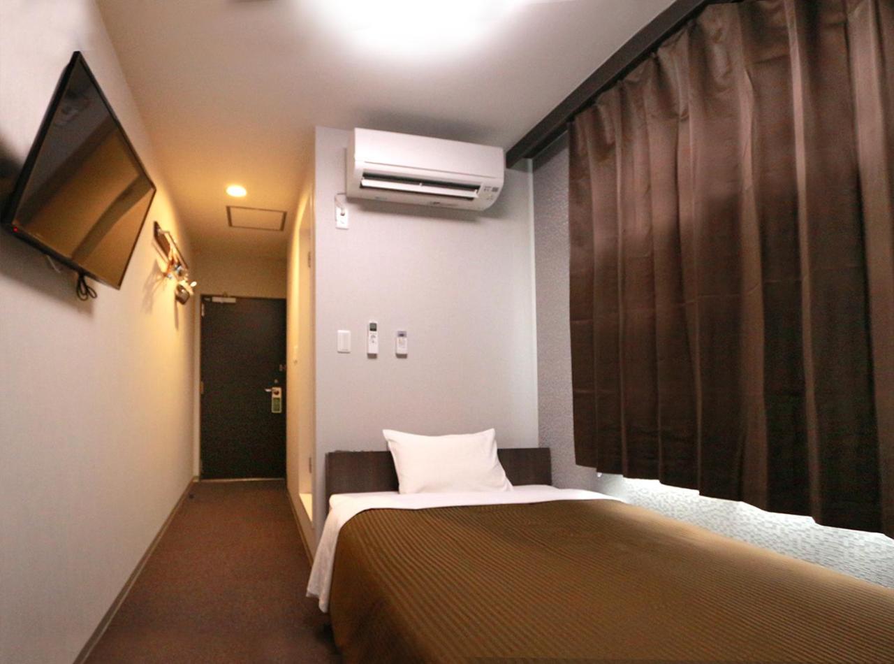 Single Room - Non-Smoking - Photo 1