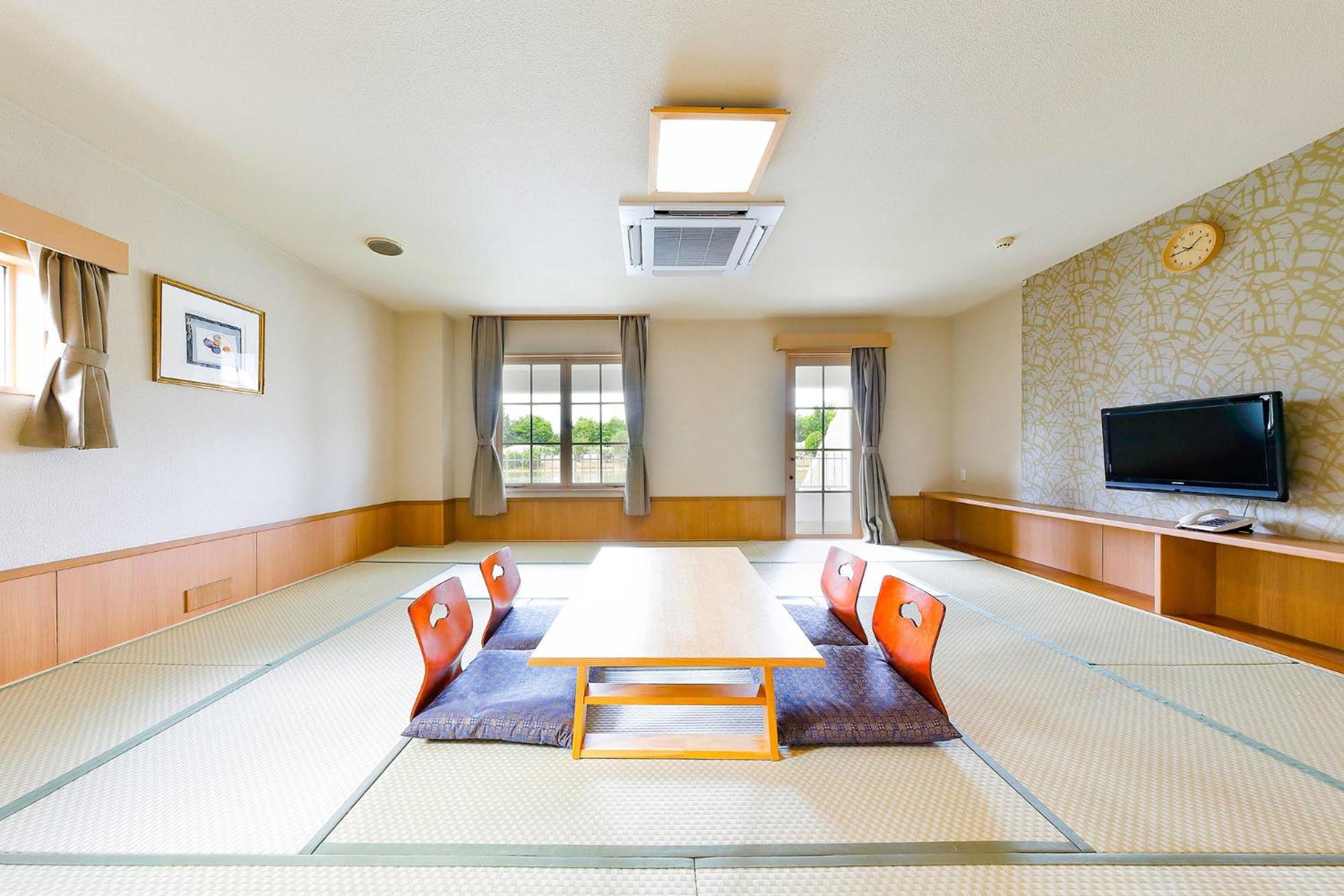 Lake Side Cottage - Japanese-Steyle Room - Shower Only - Type A