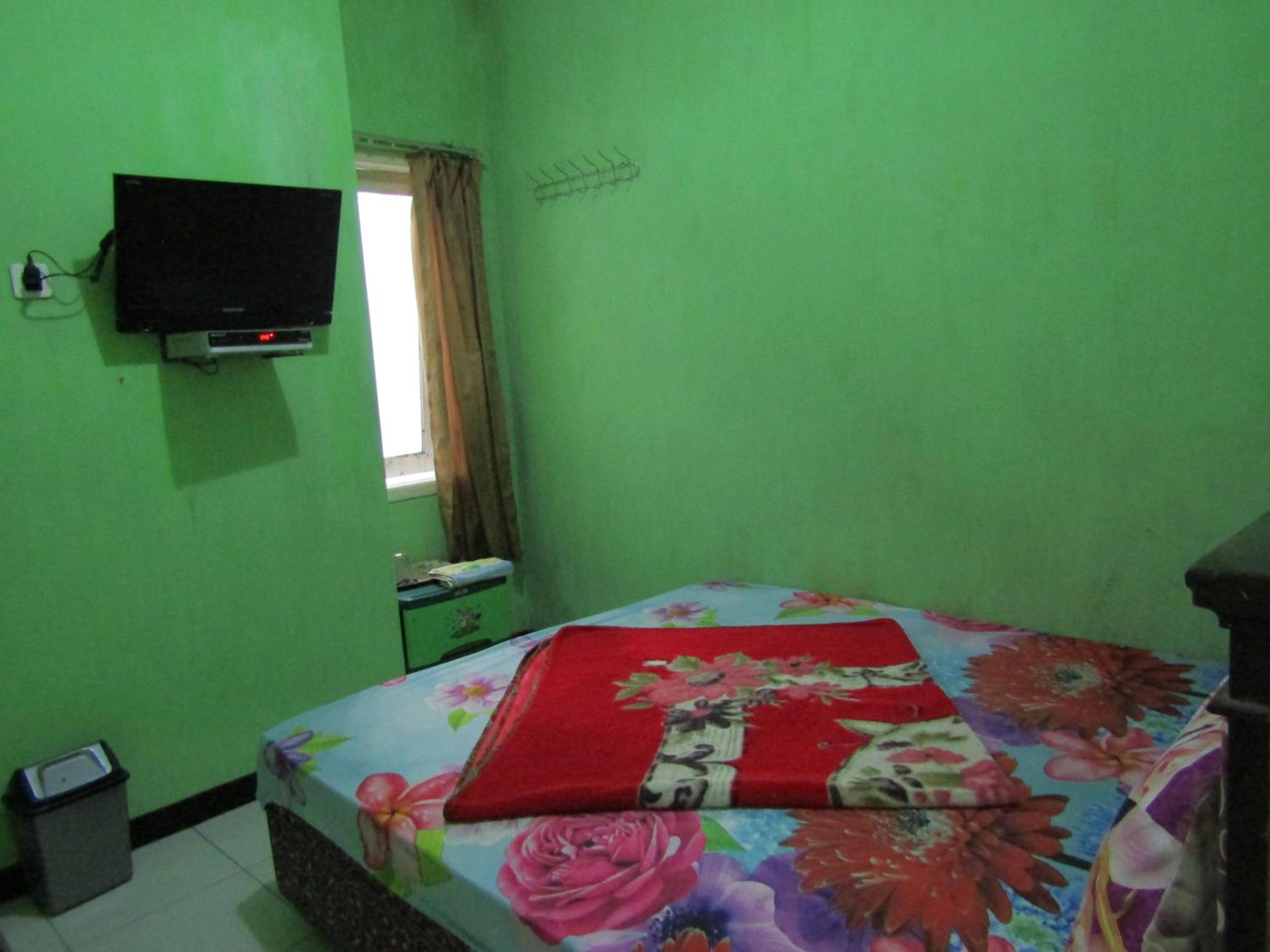 Standard Double Room - Photo 1