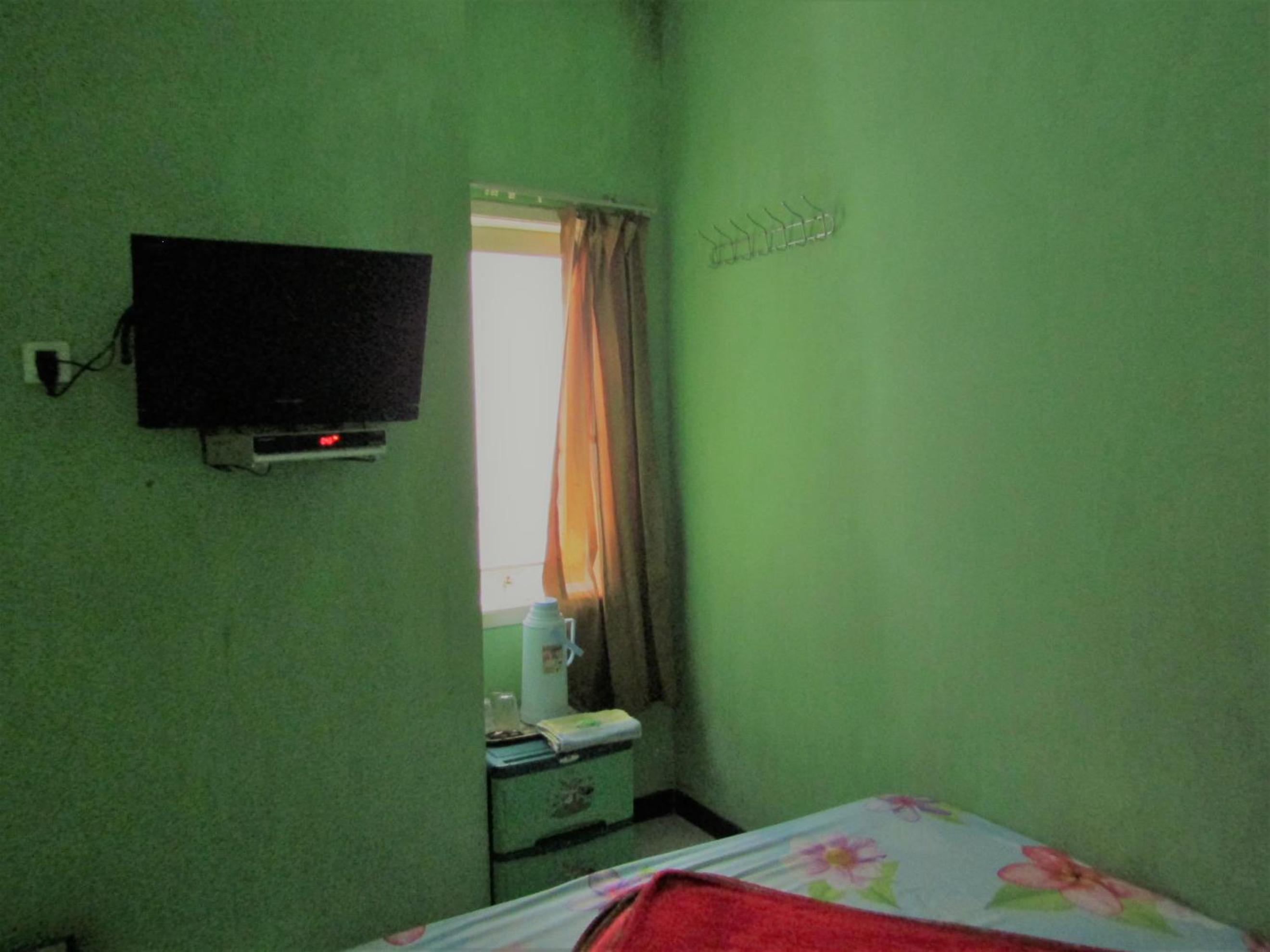 Standard Double Room - Photo 2
