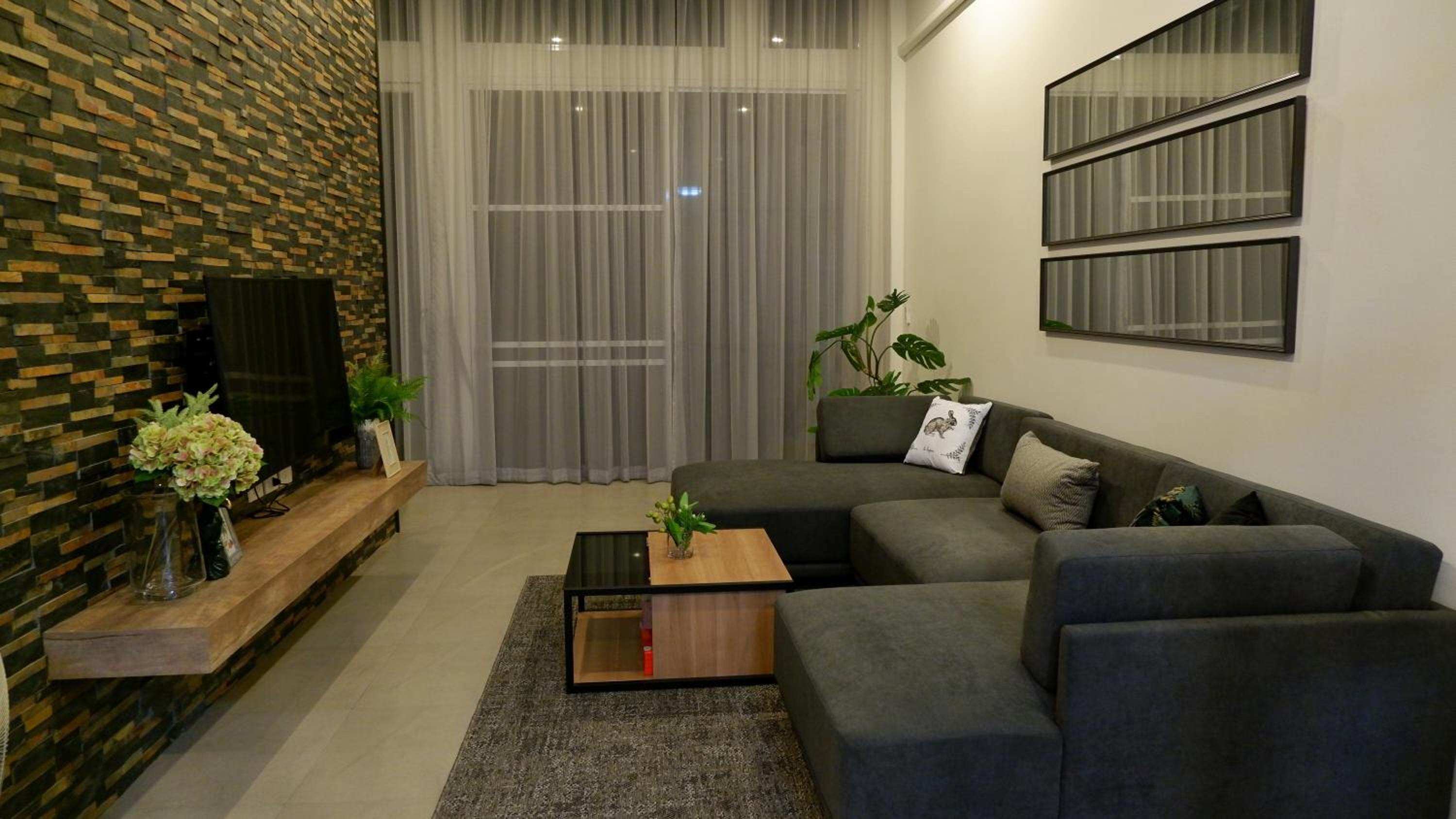 Two-Bedroom House - Photo 38