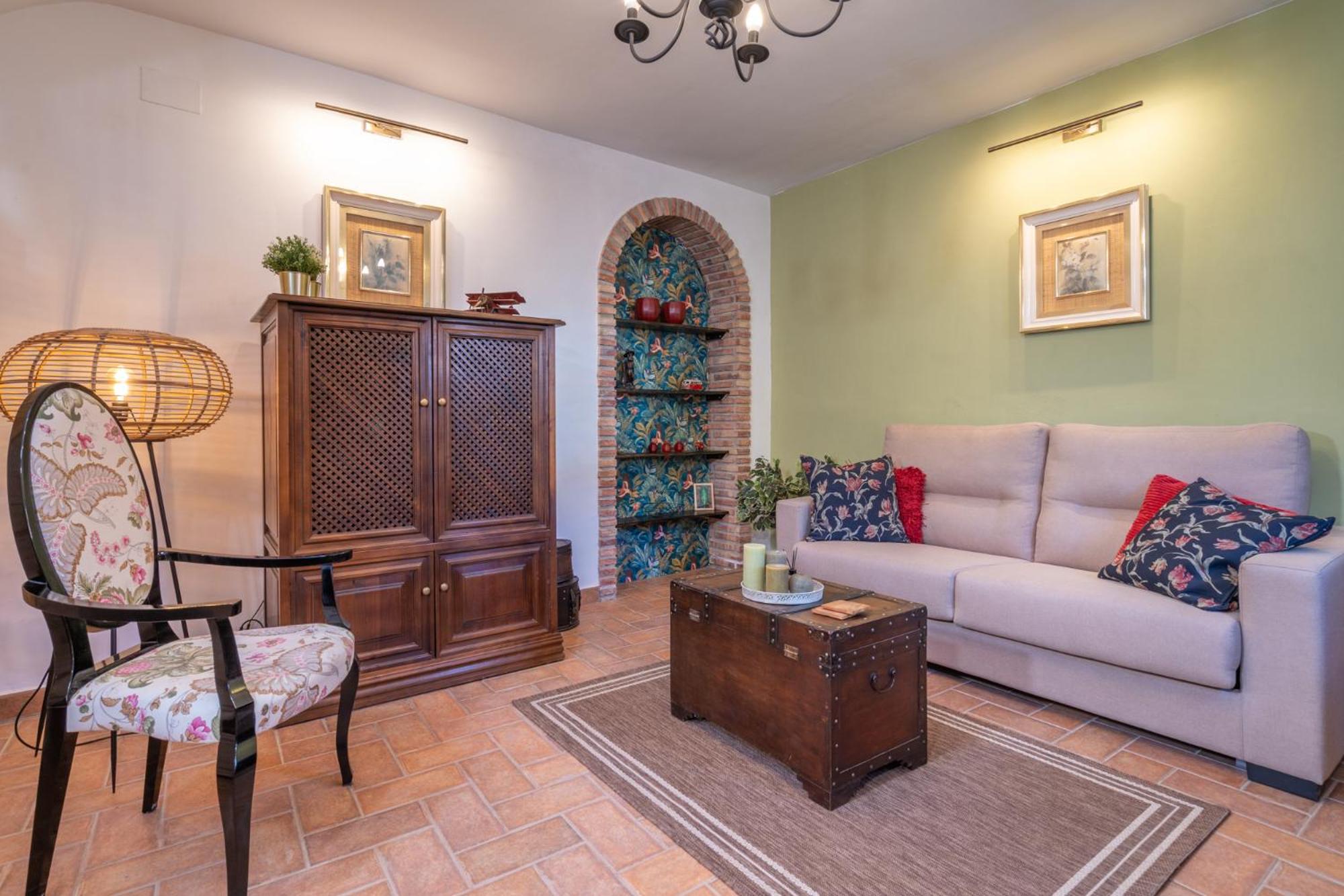Queen Room with Pool View