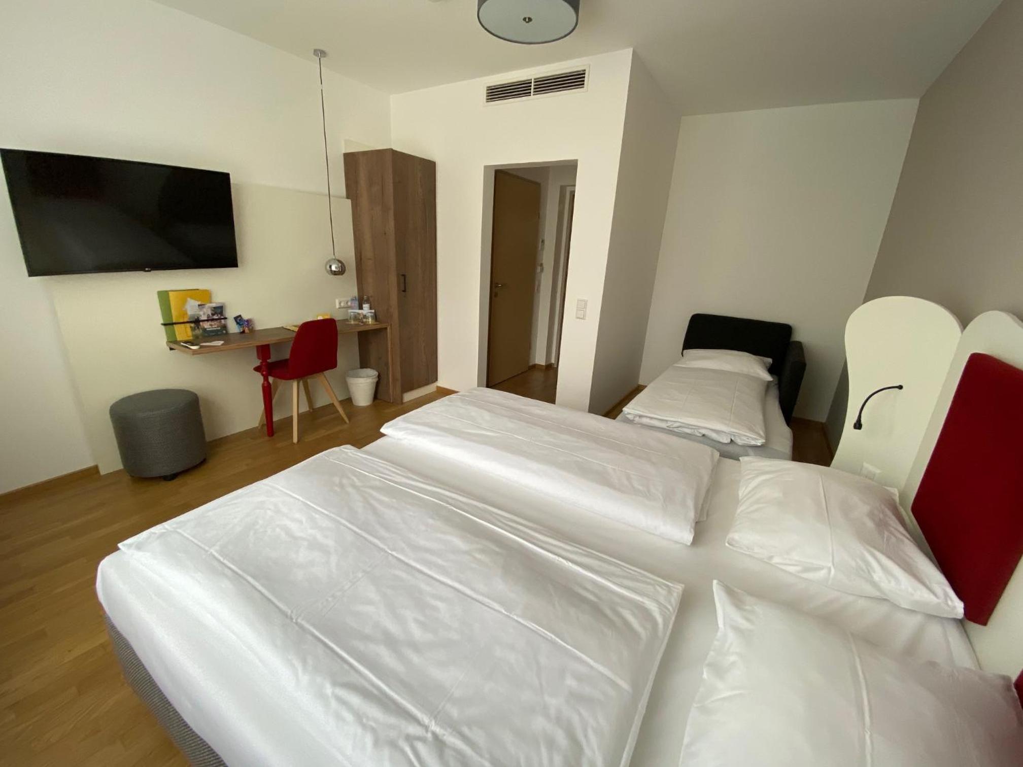 Superior Double Room - Photo 10