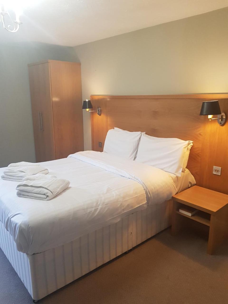 Standard Double Room - Photo 6