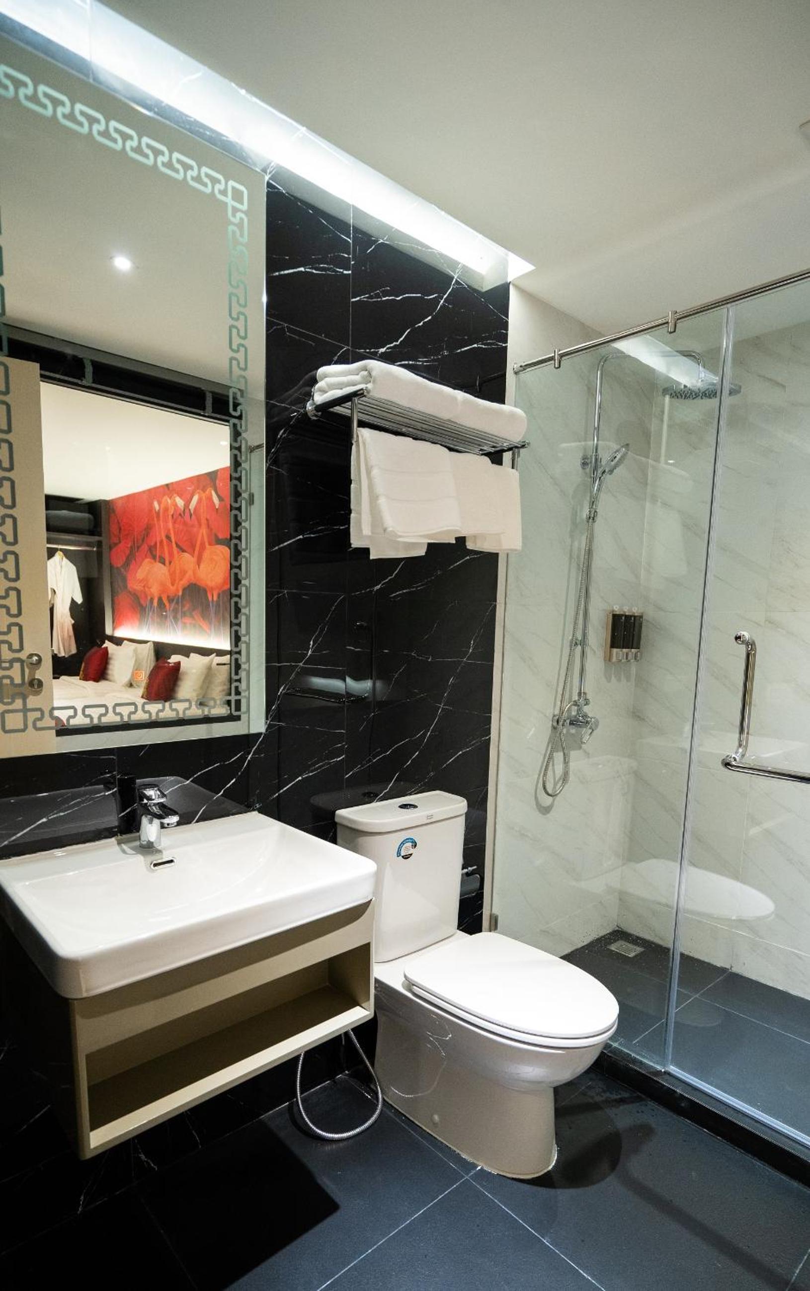 Deluxe Double Room photo 2