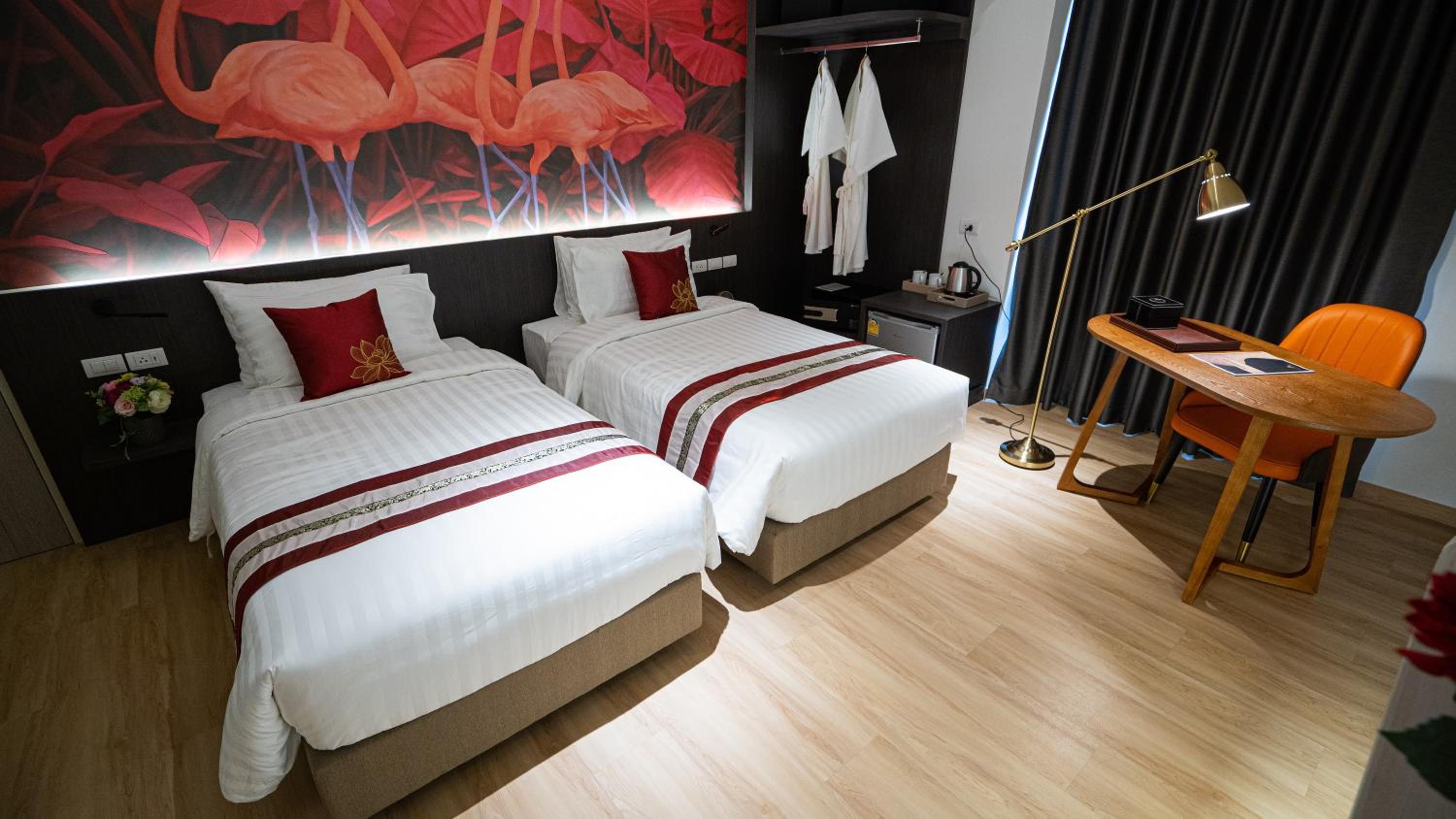 Deluxe Twin Room photo 3