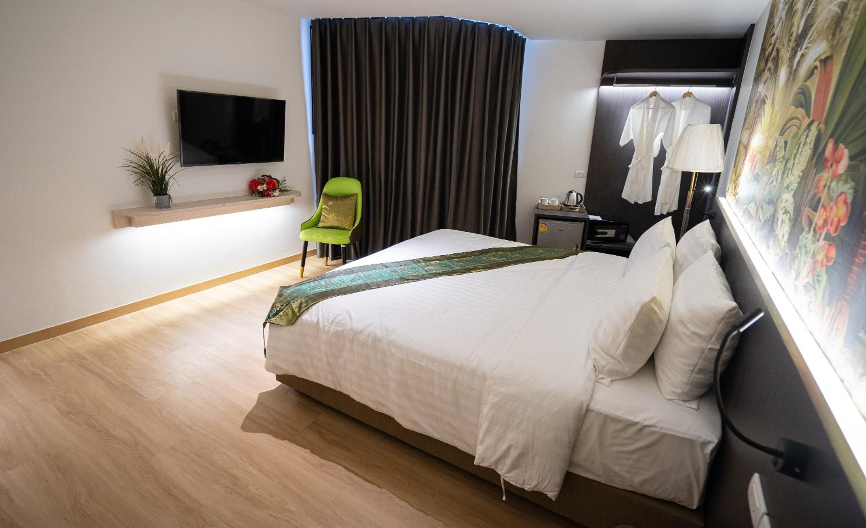 Deluxe Double Room photo 3