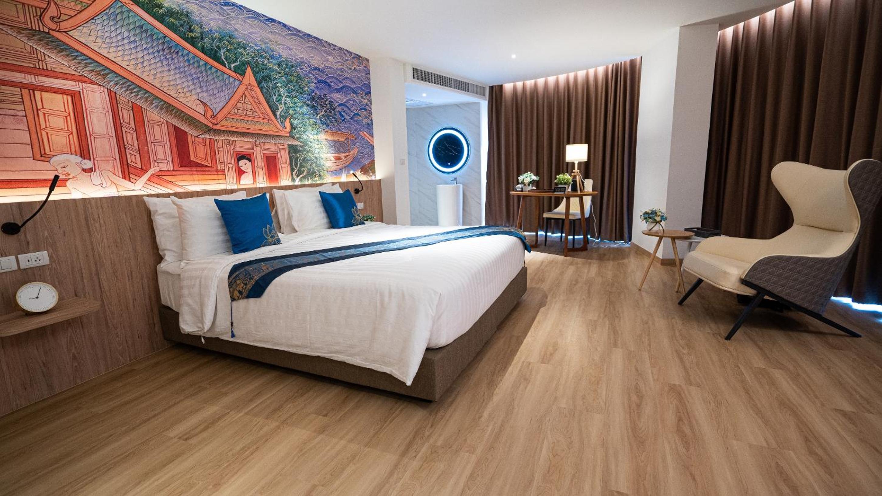 Executive Suite