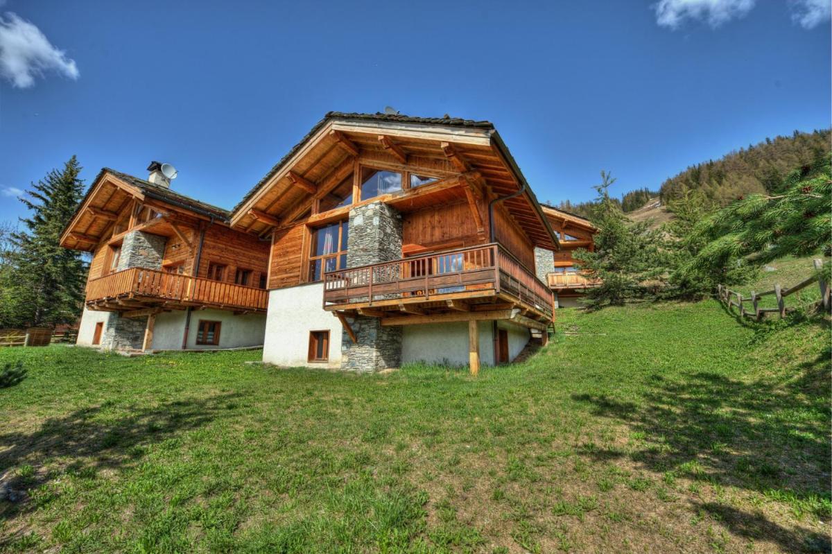 Superior Chalet photo 3