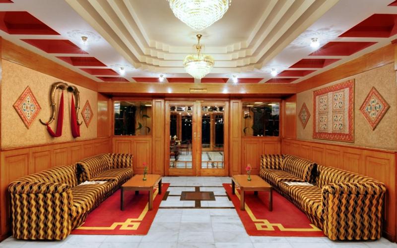 Deluxe Double Room with Balcony - Photo 7