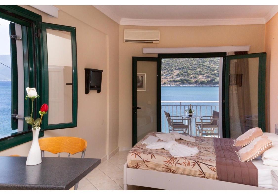 Studio (2 Adults) with Sea View photo 1
