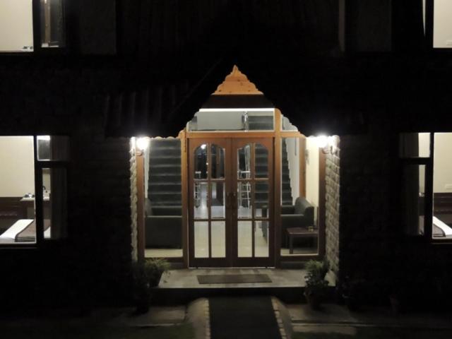 Two-Bedroom Villa - Photo 17