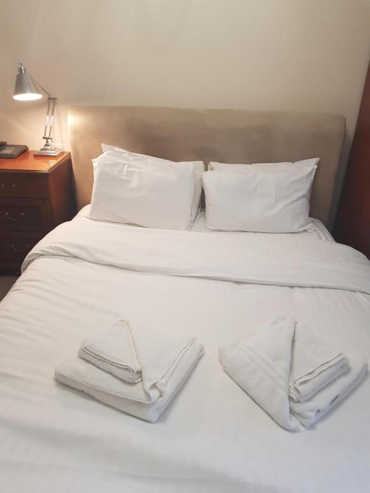 Standard Double Room - Photo 2