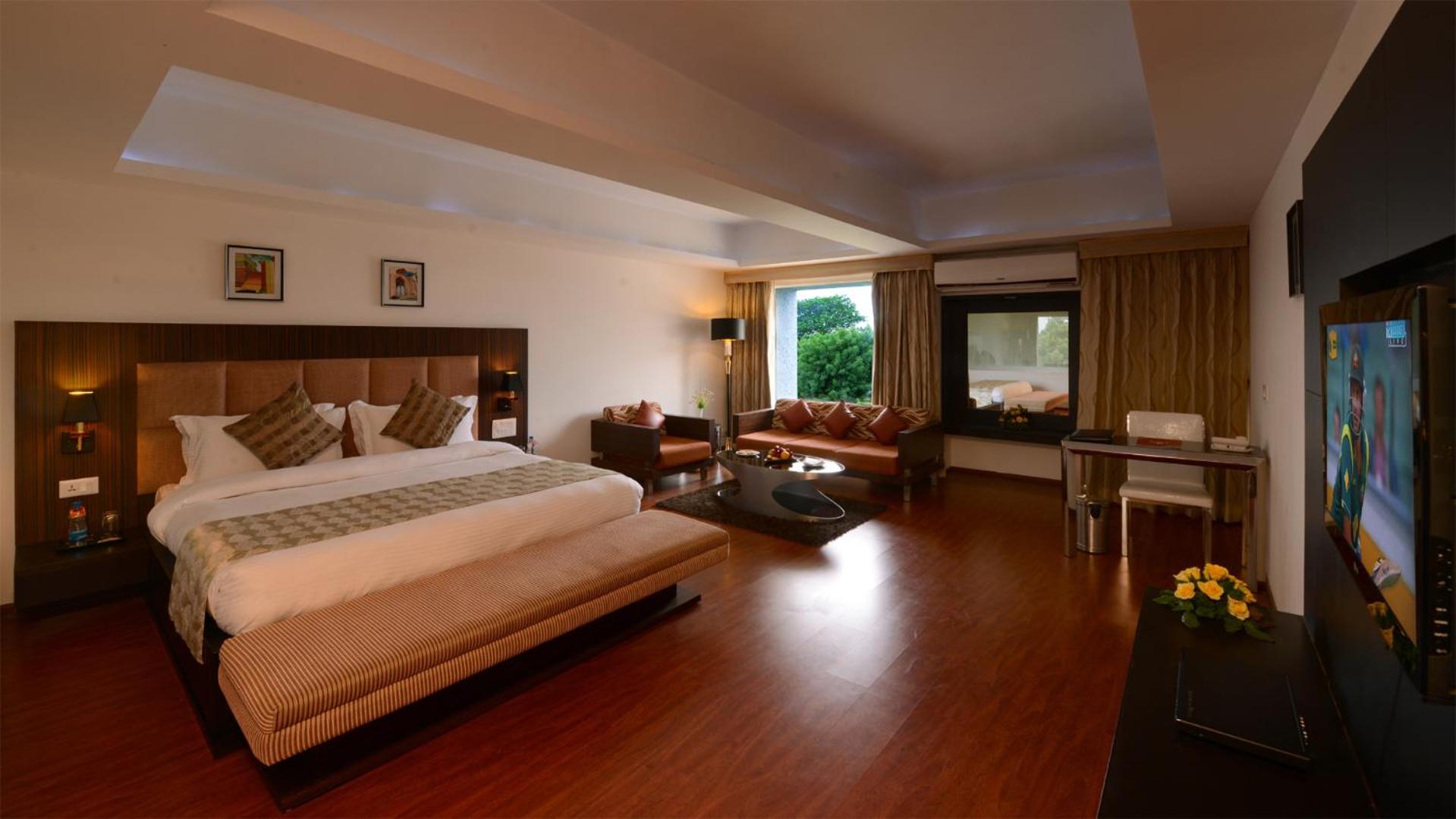 Executive Suite photo 2