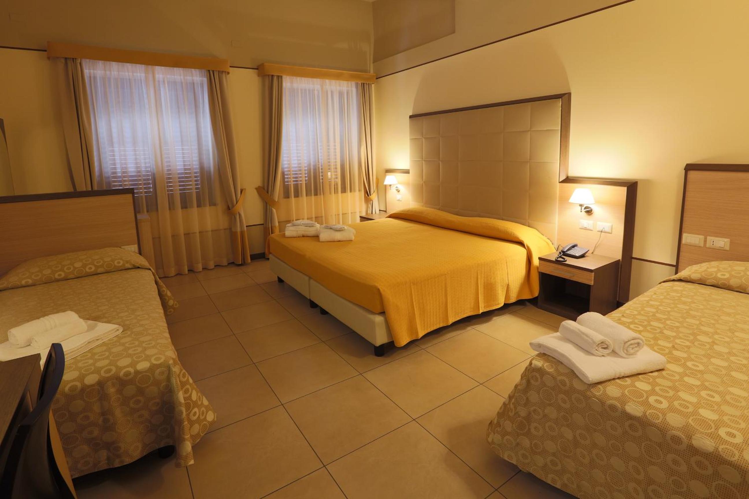 Standard Quadruple Room with Balcony photo 1