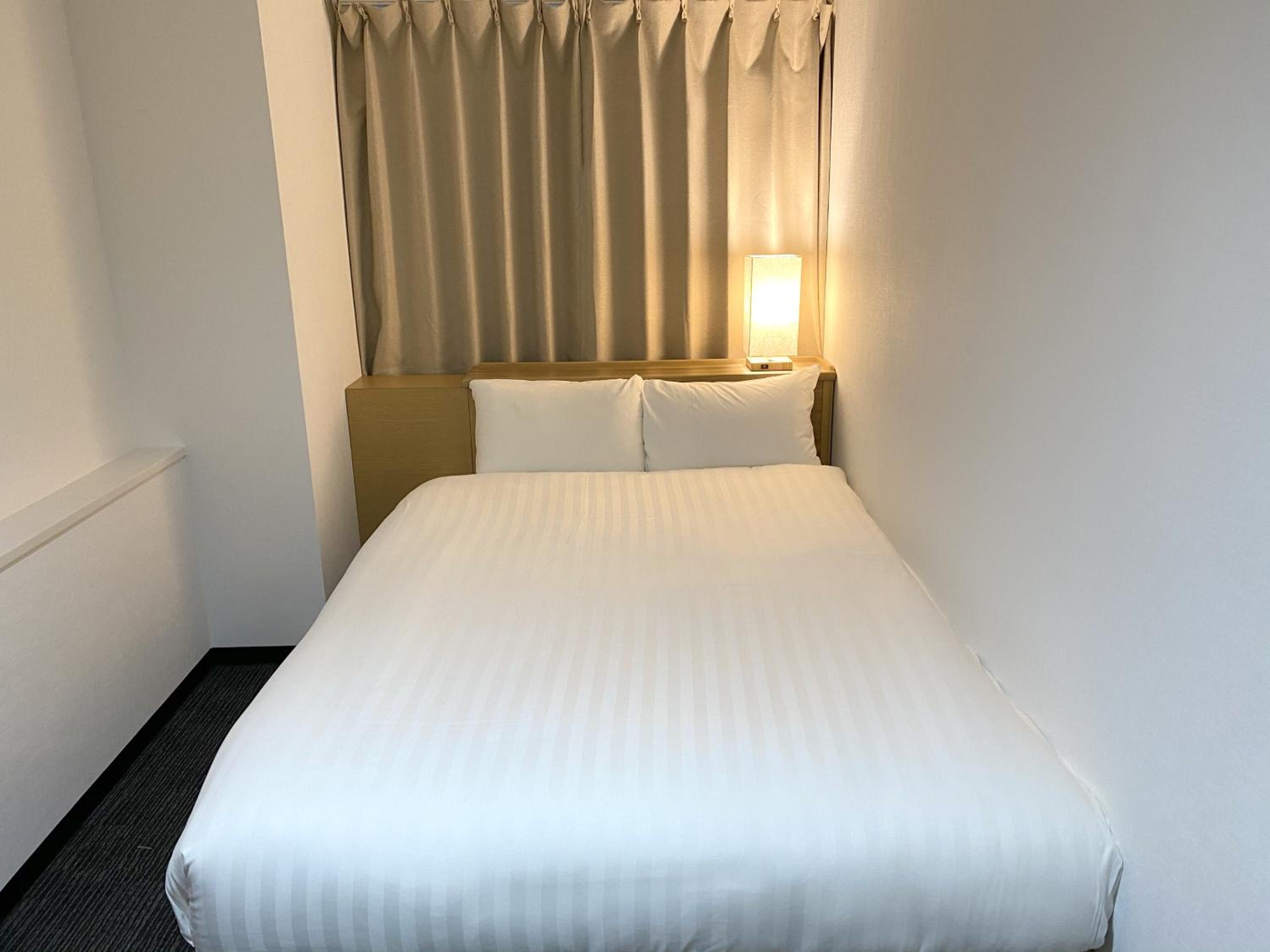 Economy Double Room - Photo 8