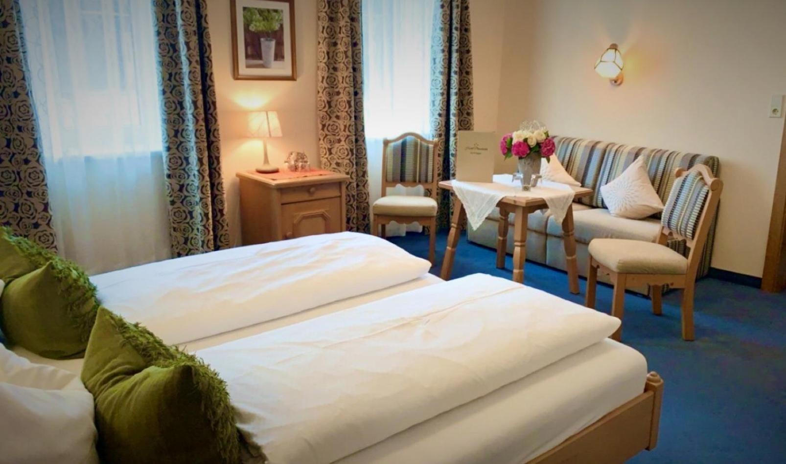 Double Room - Photo 12