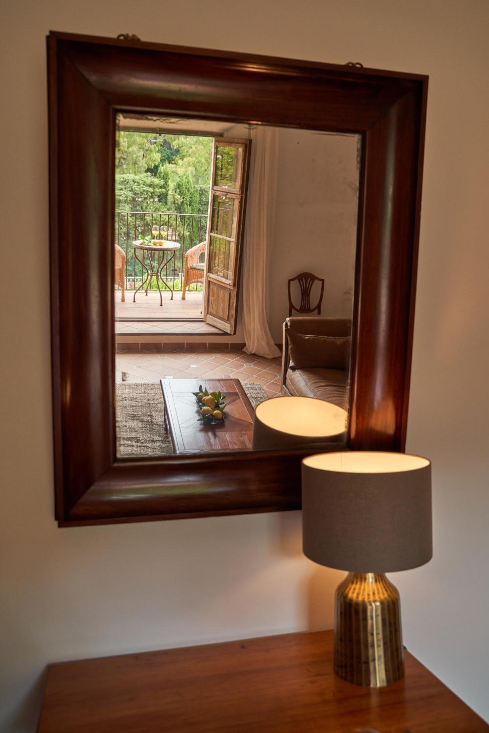 Junior Suite (2 Adults + 1 Child) photo 2
