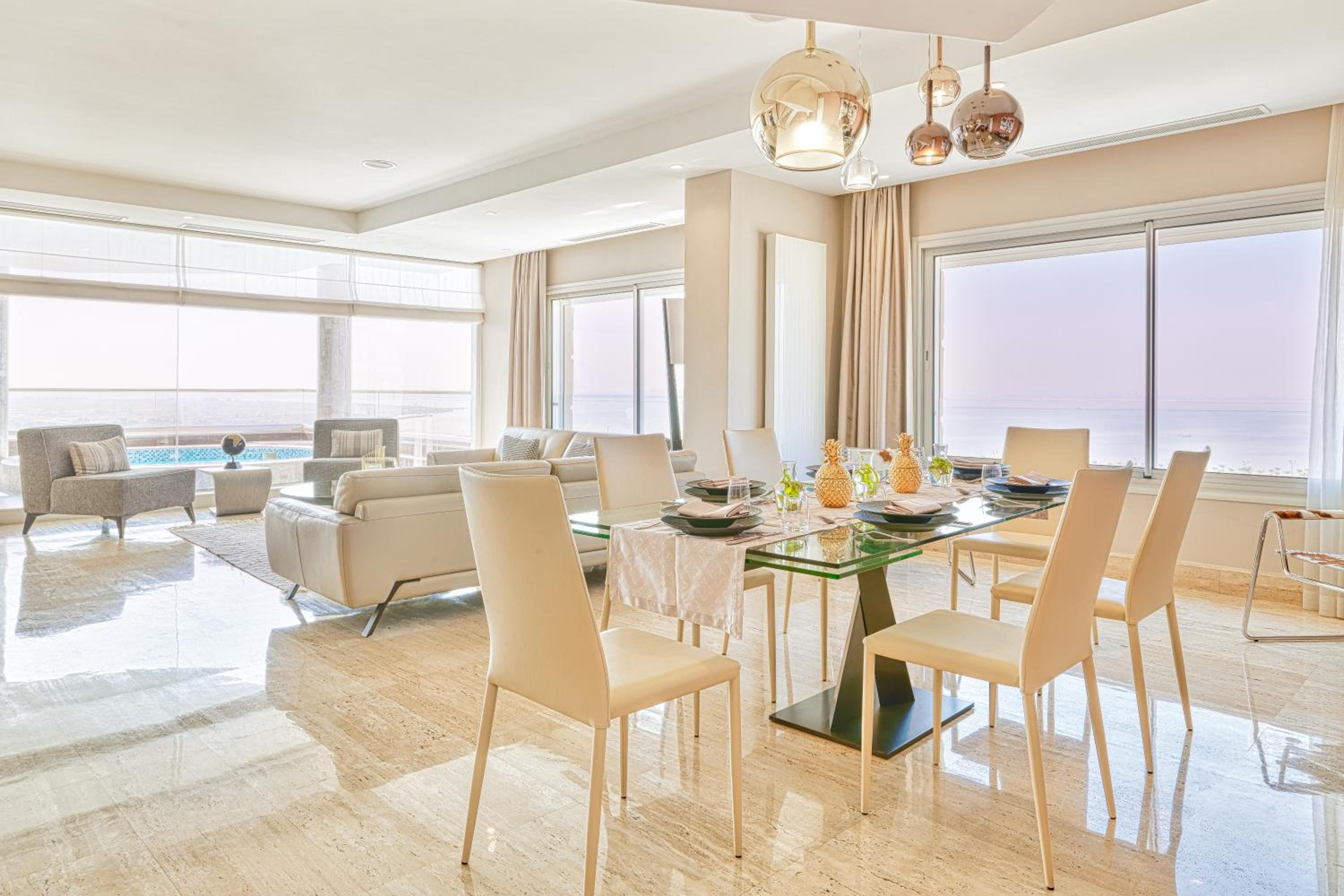 Presidential Suite with Private Pool – Lake View photo 3