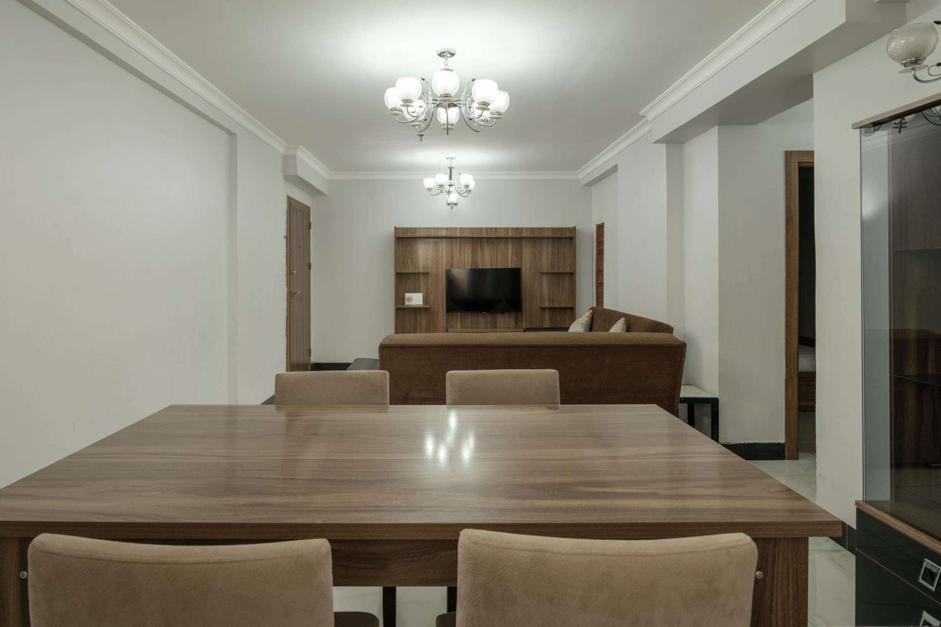 Three Bedroom Family Suite 8th Floor