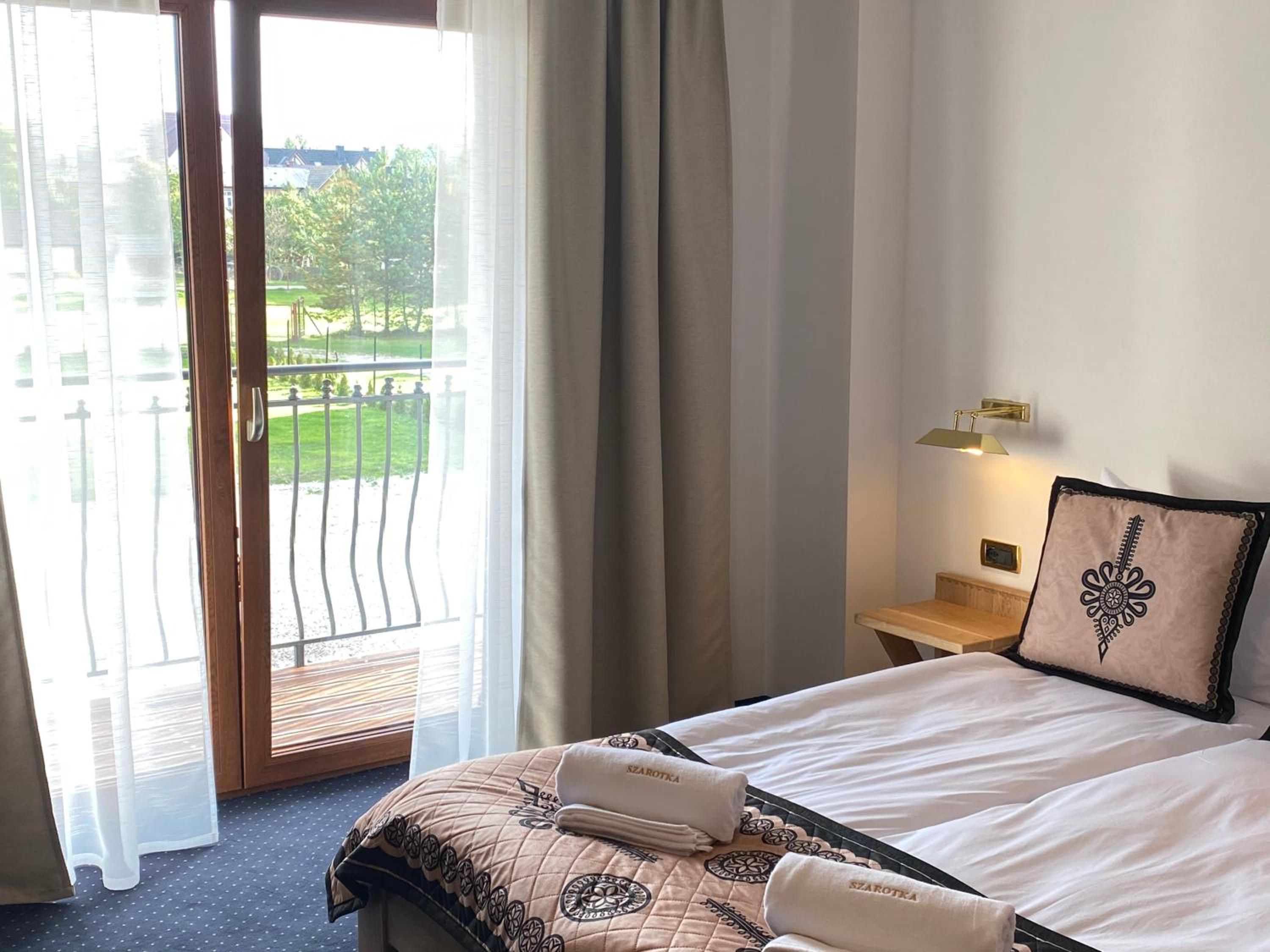 Quadruple Room with Mountain View photo 2
