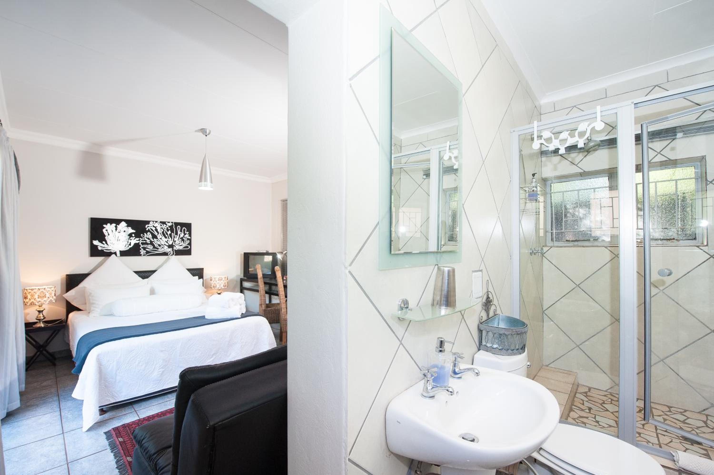 Double Room photo 2