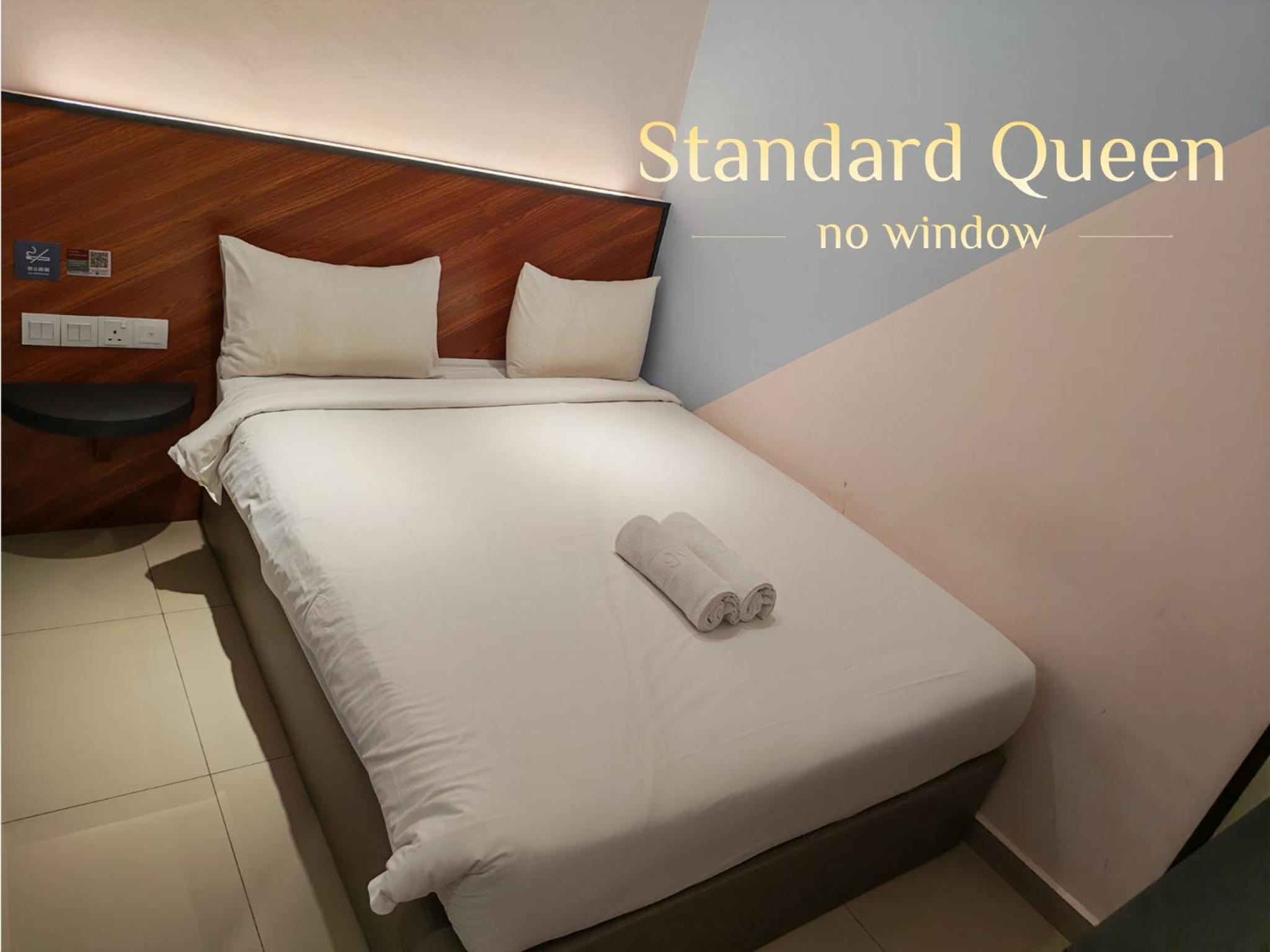 Standard Queen Room