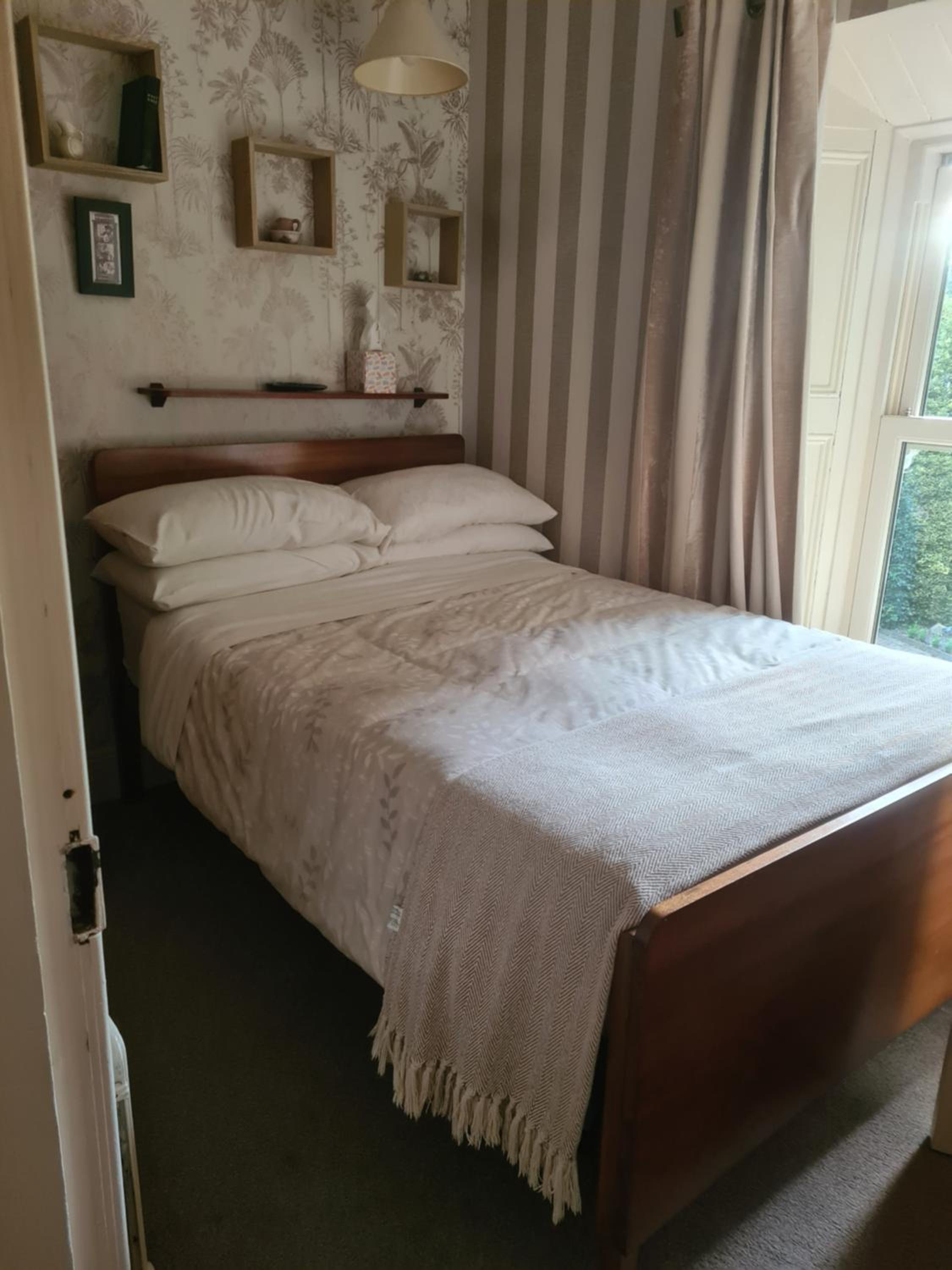 Single Room with Shower