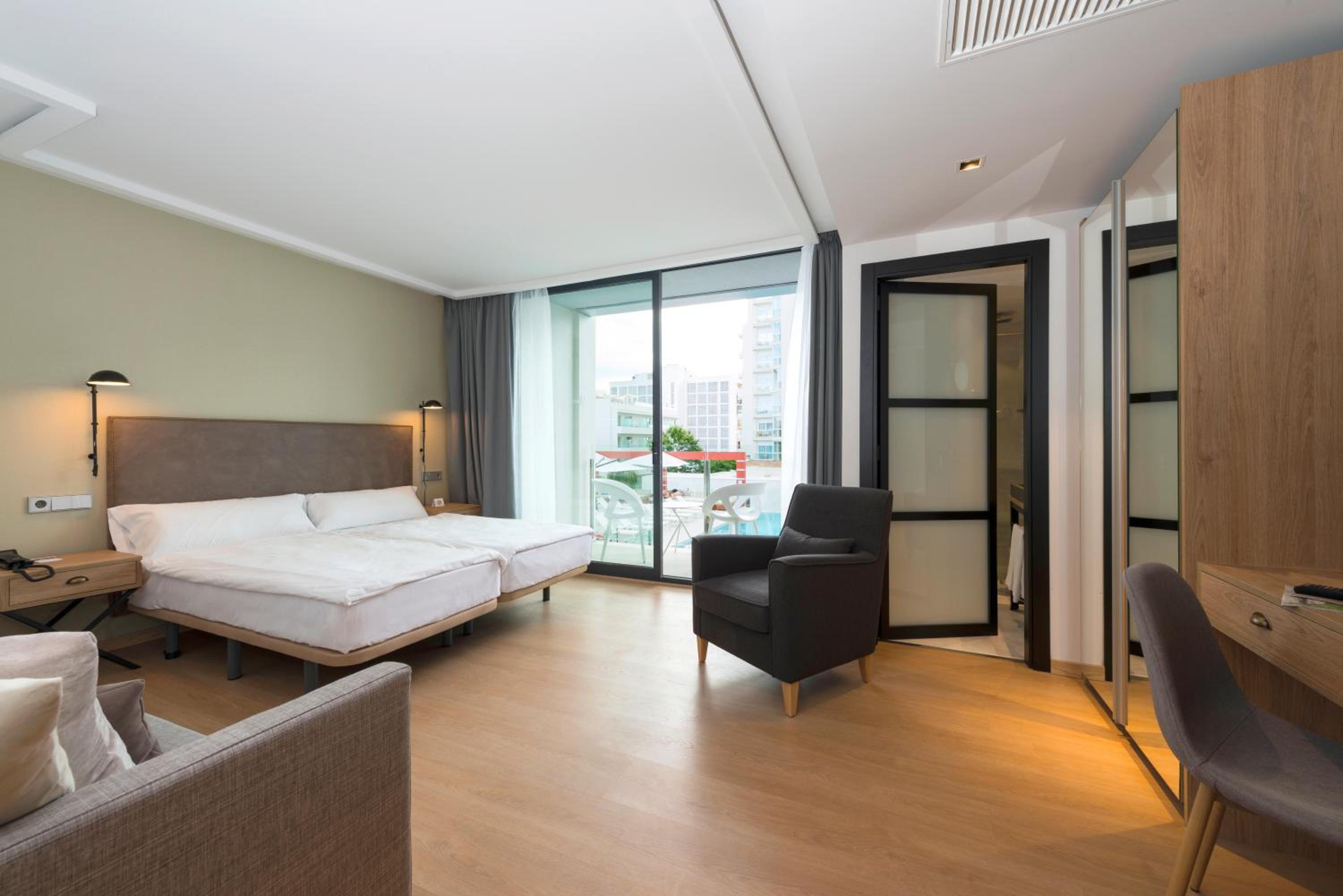Superior Double Room - Photo 3