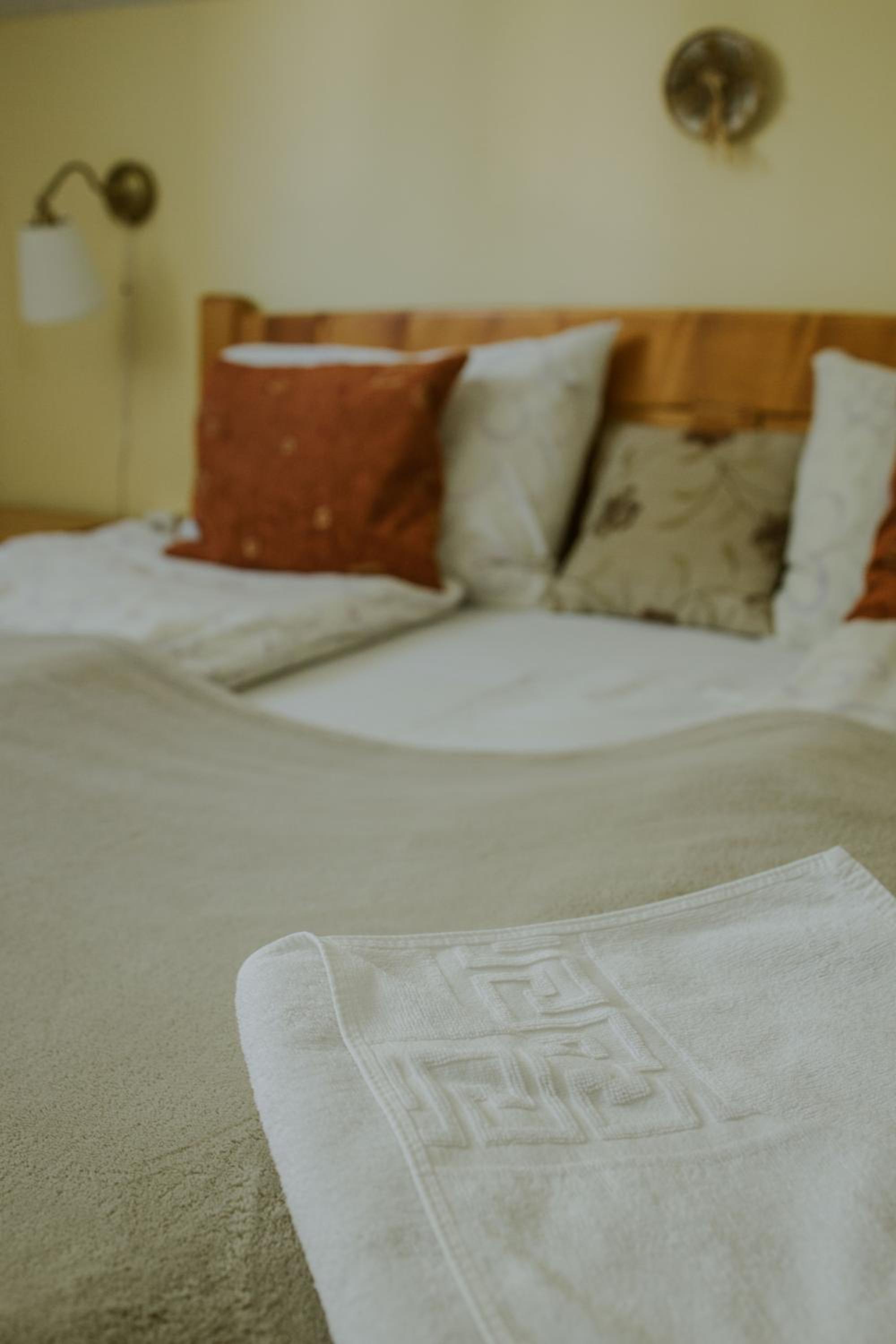 Double Room - Photo 8