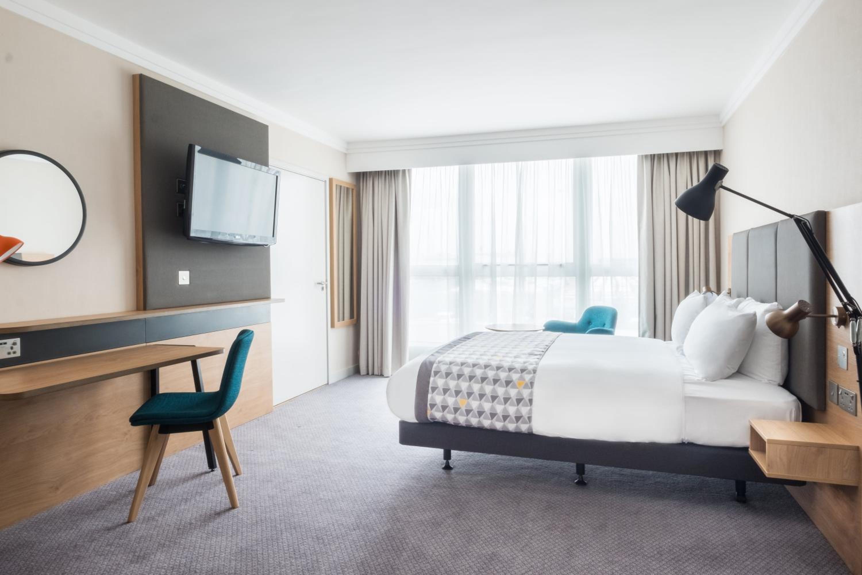 Super King Room - Accessible - Photo 2